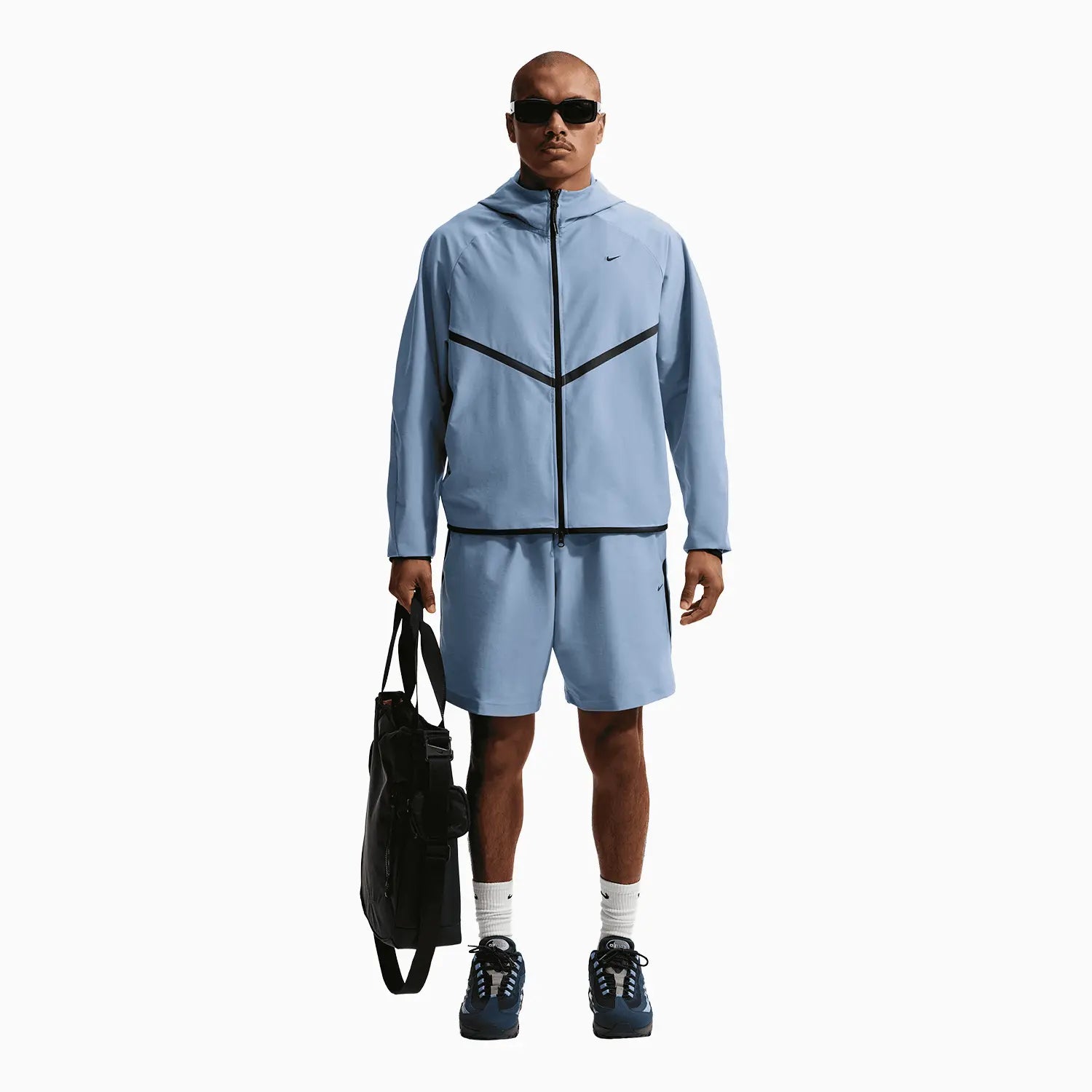 Men's Sportswear Tech Knit Windrunner Outfit