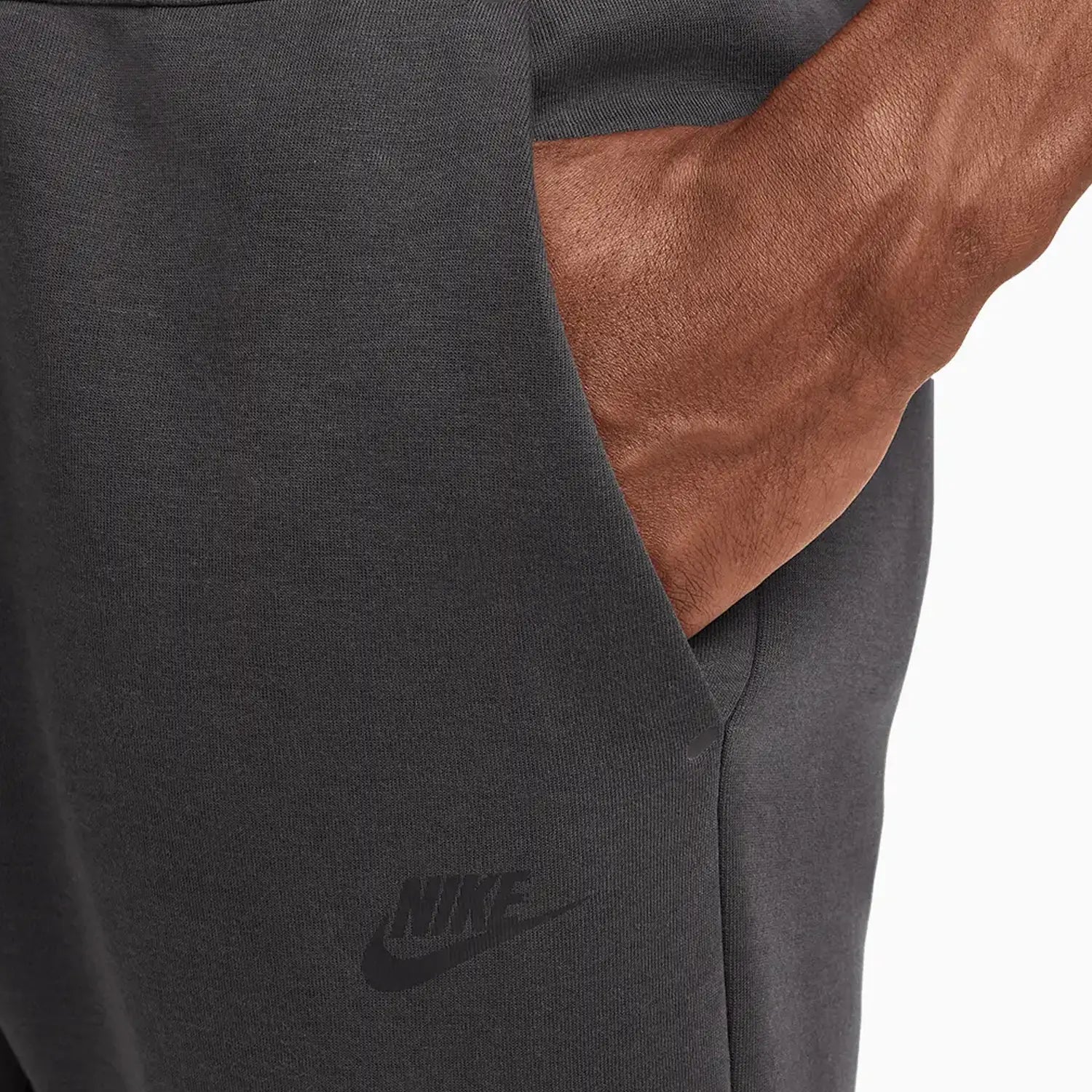 nike-mens-sportswear-tech-fleece-windrunner-tracksuit-hv0949-060-hv0959-060