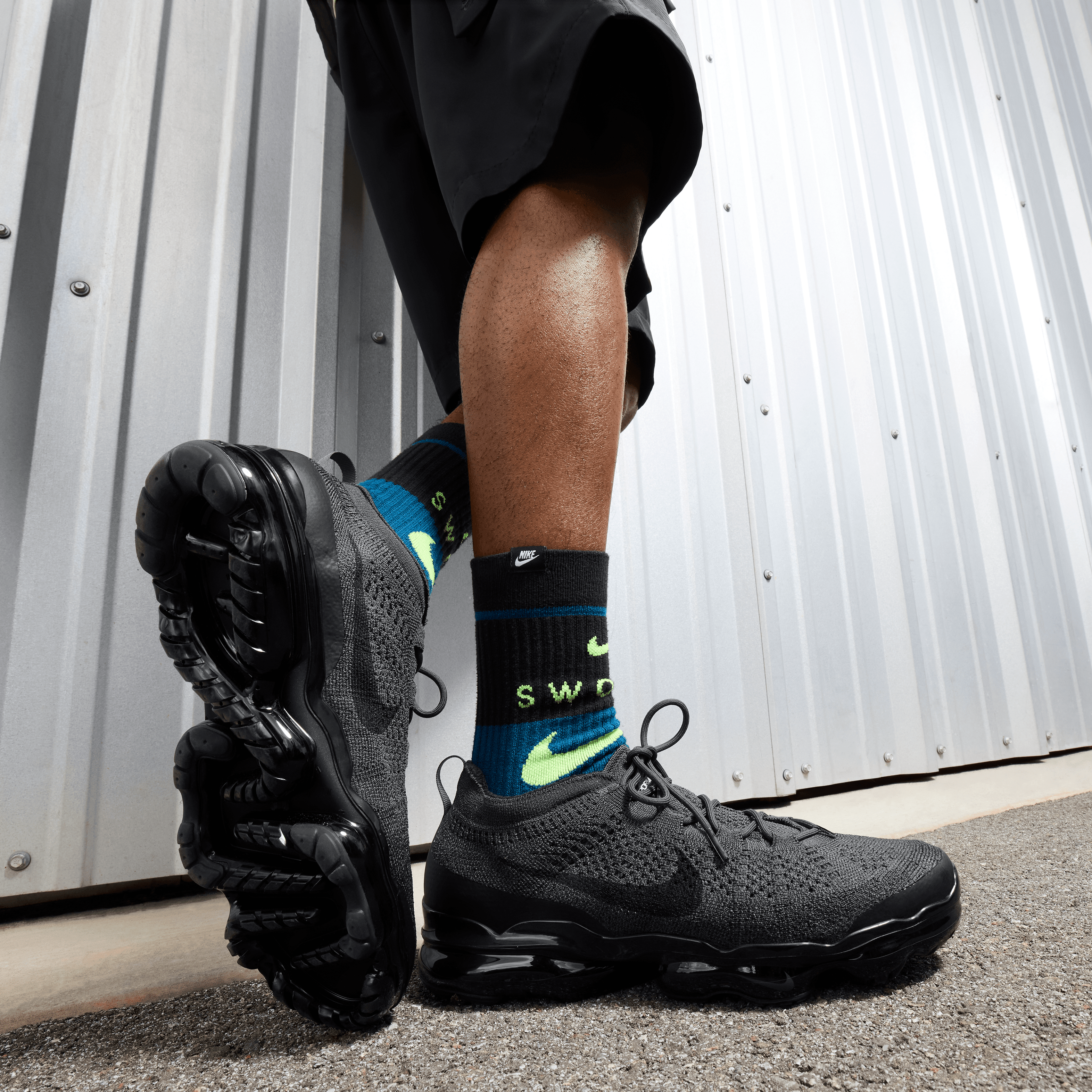 Men's Vapormax 2023 Flyknit "Anthracite Black" Nike - Tops and Bottoms USA