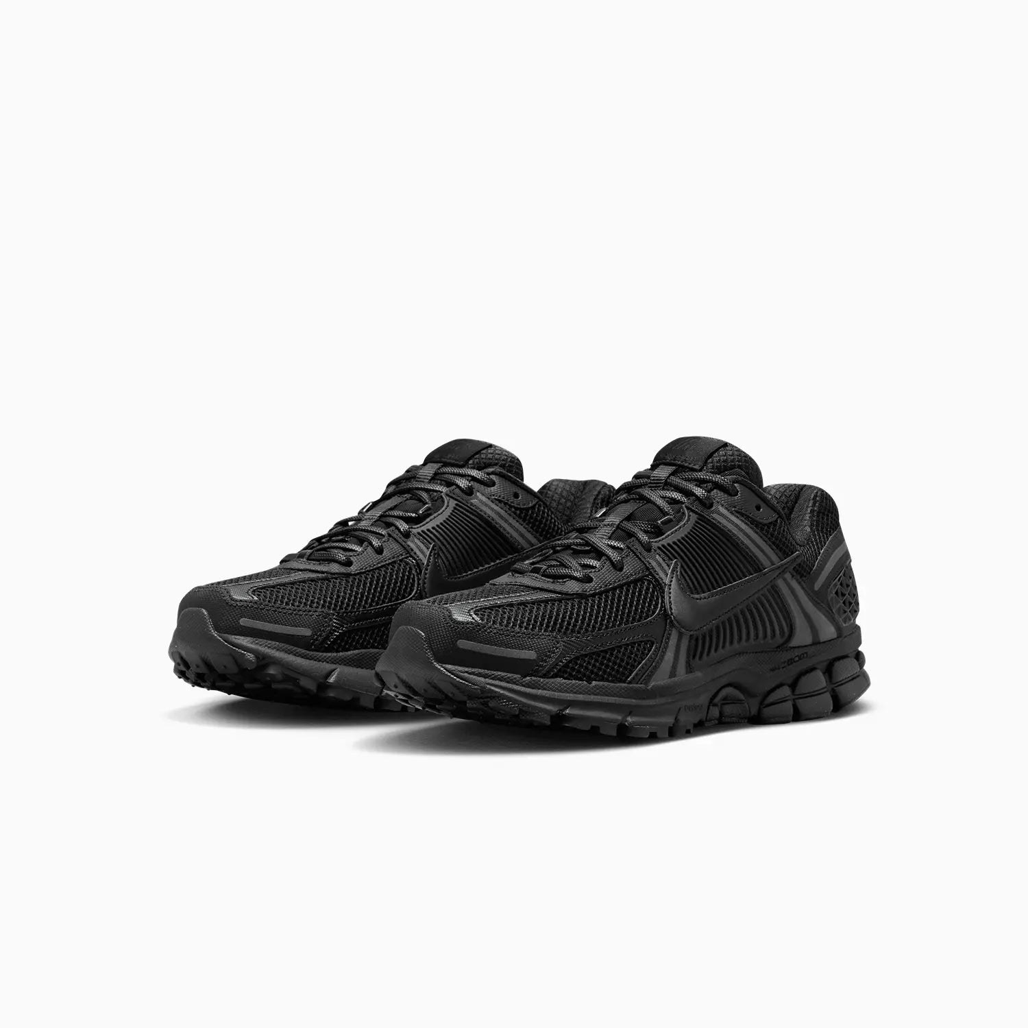 Men's Zoom Vomero 5 "Triple Black" Nike - Tops and Bottoms USA