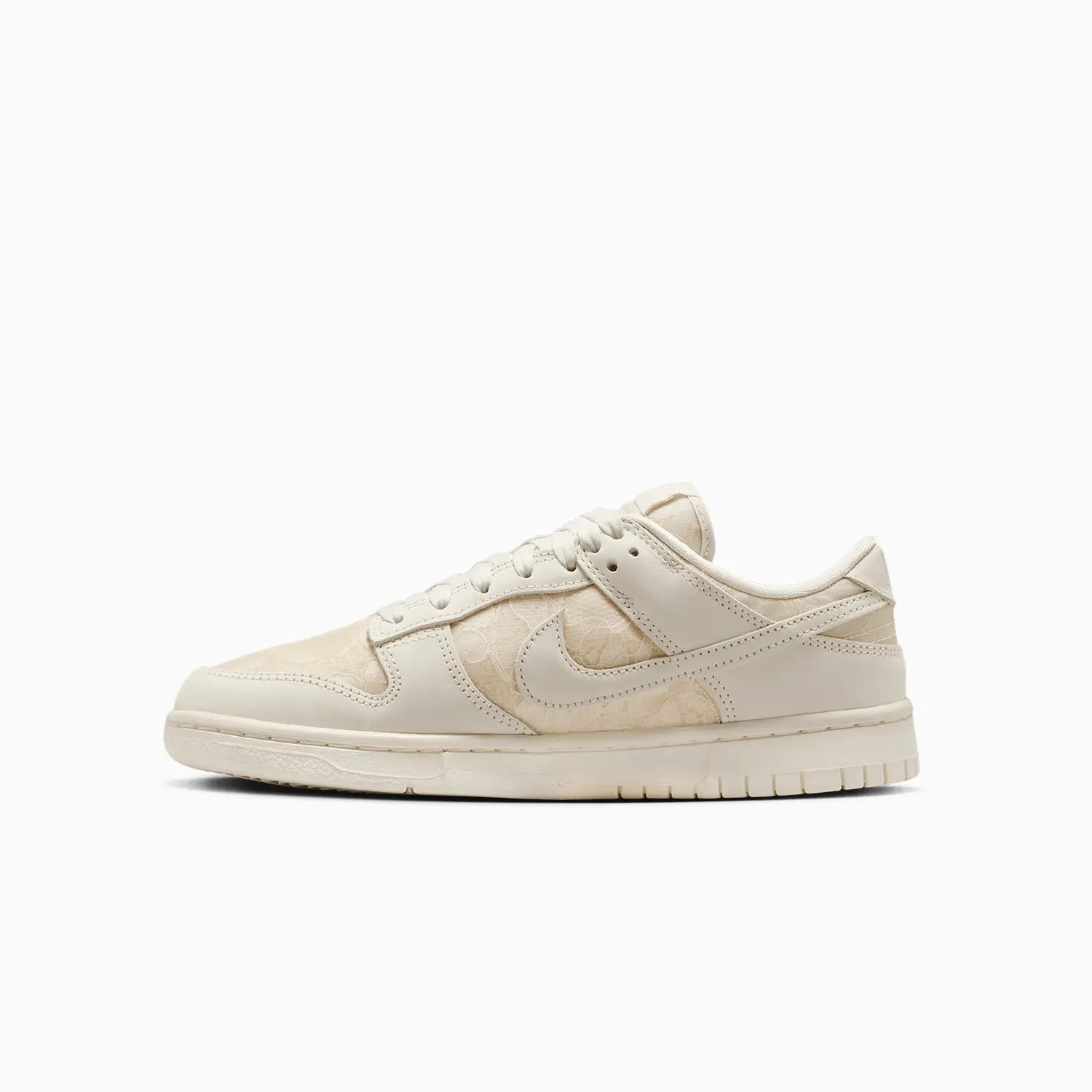 Women's Dunk Low "Lace Pack" Nike - Tops and Bottoms USA