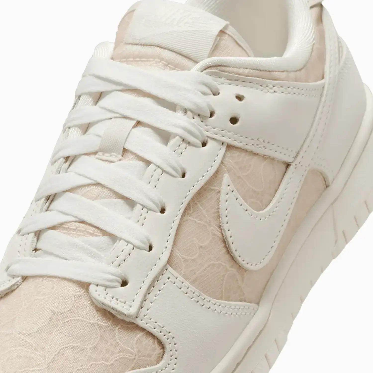 Women's Dunk Low "Lace Pack" Nike - Tops and Bottoms USA