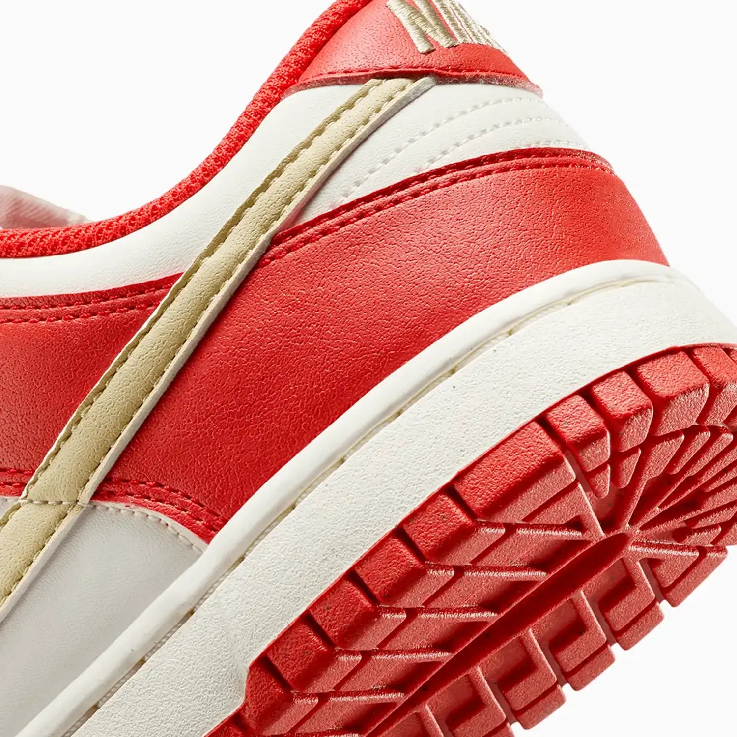 Women's Dunk Low Next Nature "Light Crimson" Nike - Tops and Bottoms USA