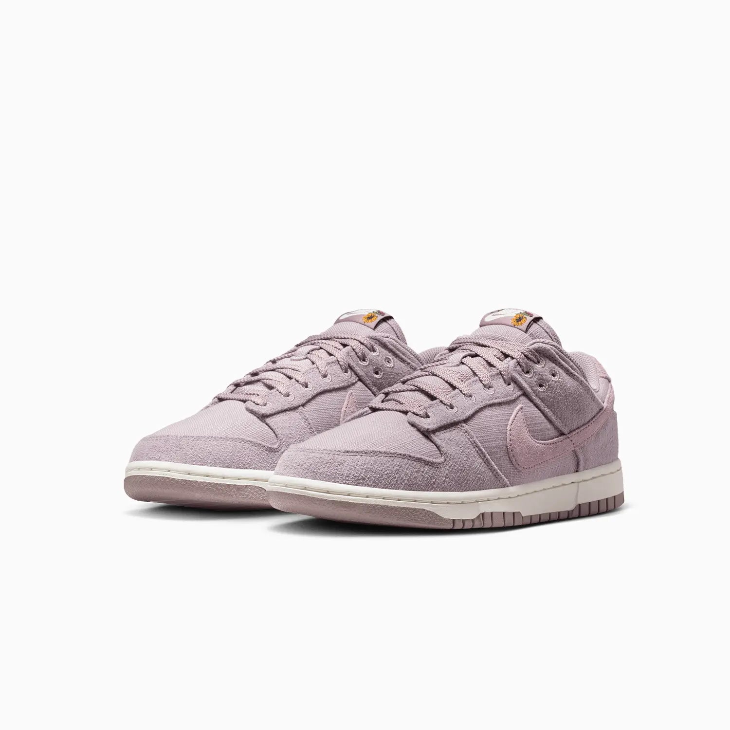 Women's Dunk Low "Now Accepting All Flowers" Nike - Tops and Bottoms USA