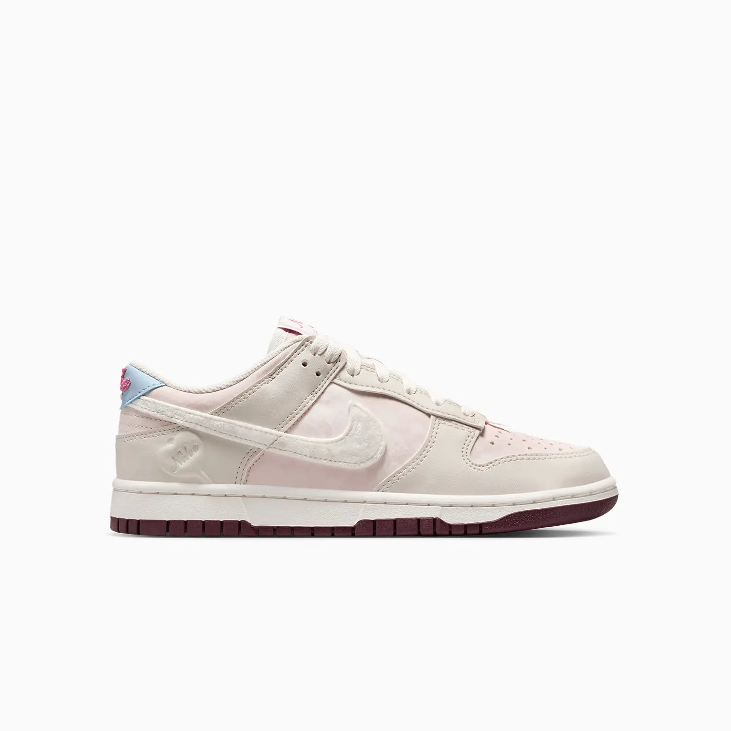 Nike Women's Dunk Low 