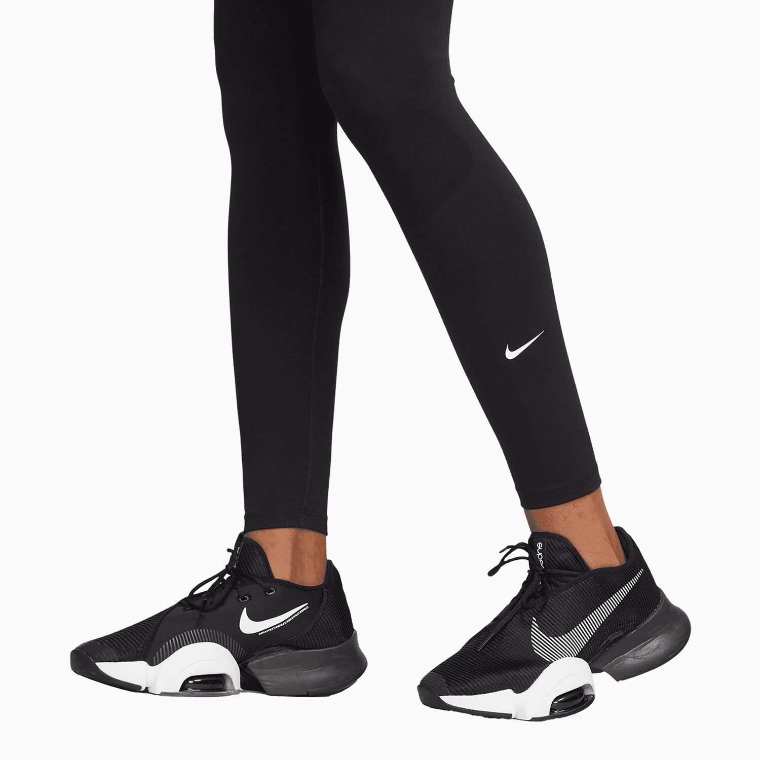 nike-womens-high-pile-fleece-outfit-fb8778-010-dm7278-010