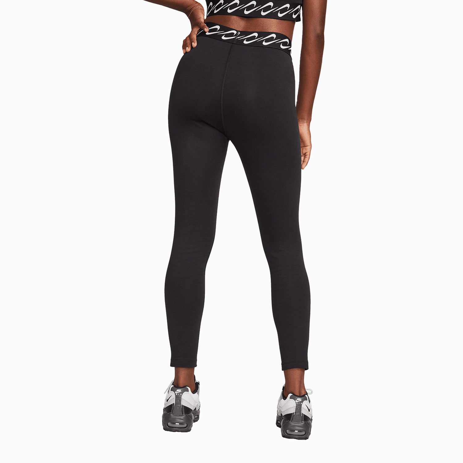 nike-womens-sportswear-essential-outfit-fn3666-010-fn6545-010