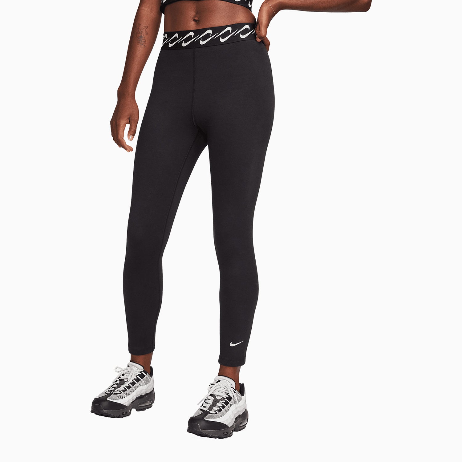 nike-womens-sportswear-essential-outfit-fn3666-010-fn6545-010