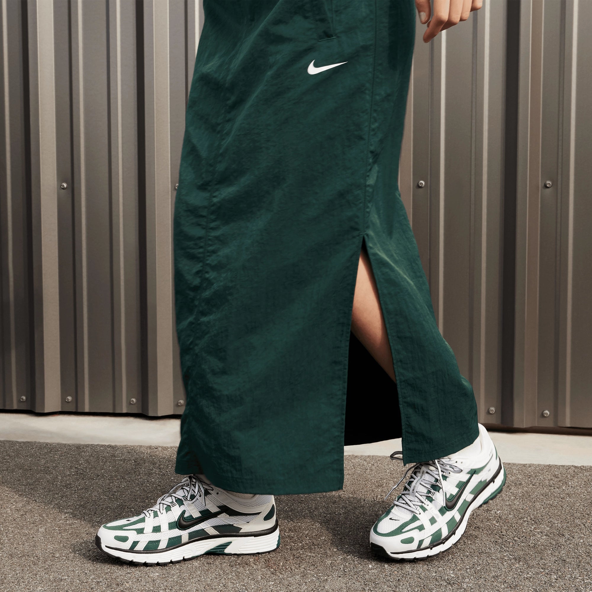 Women's P - 6000 "Summit White Fir" Nike - Tops and Bottoms USA