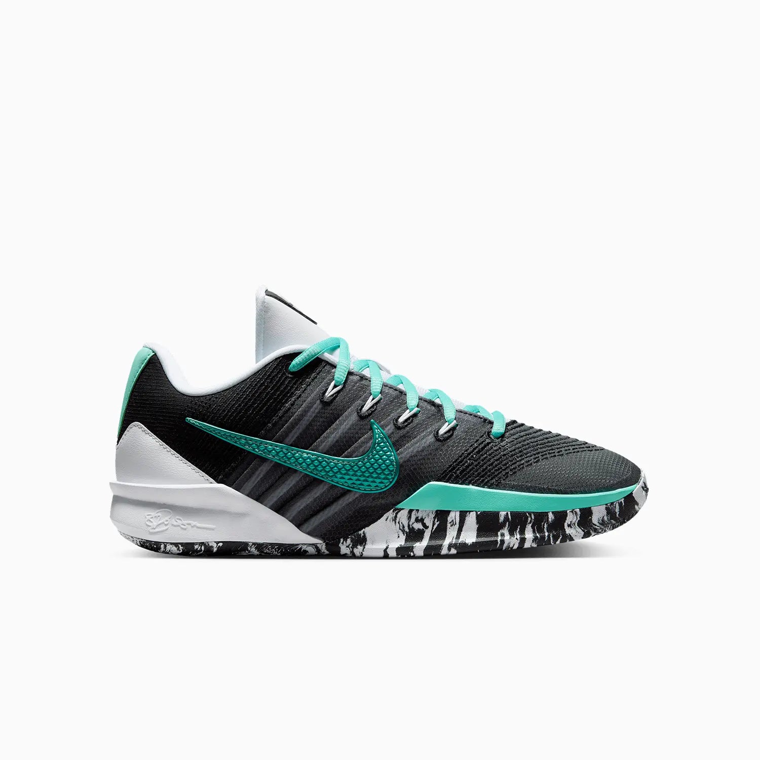 Nike Women's Sabrina 3 