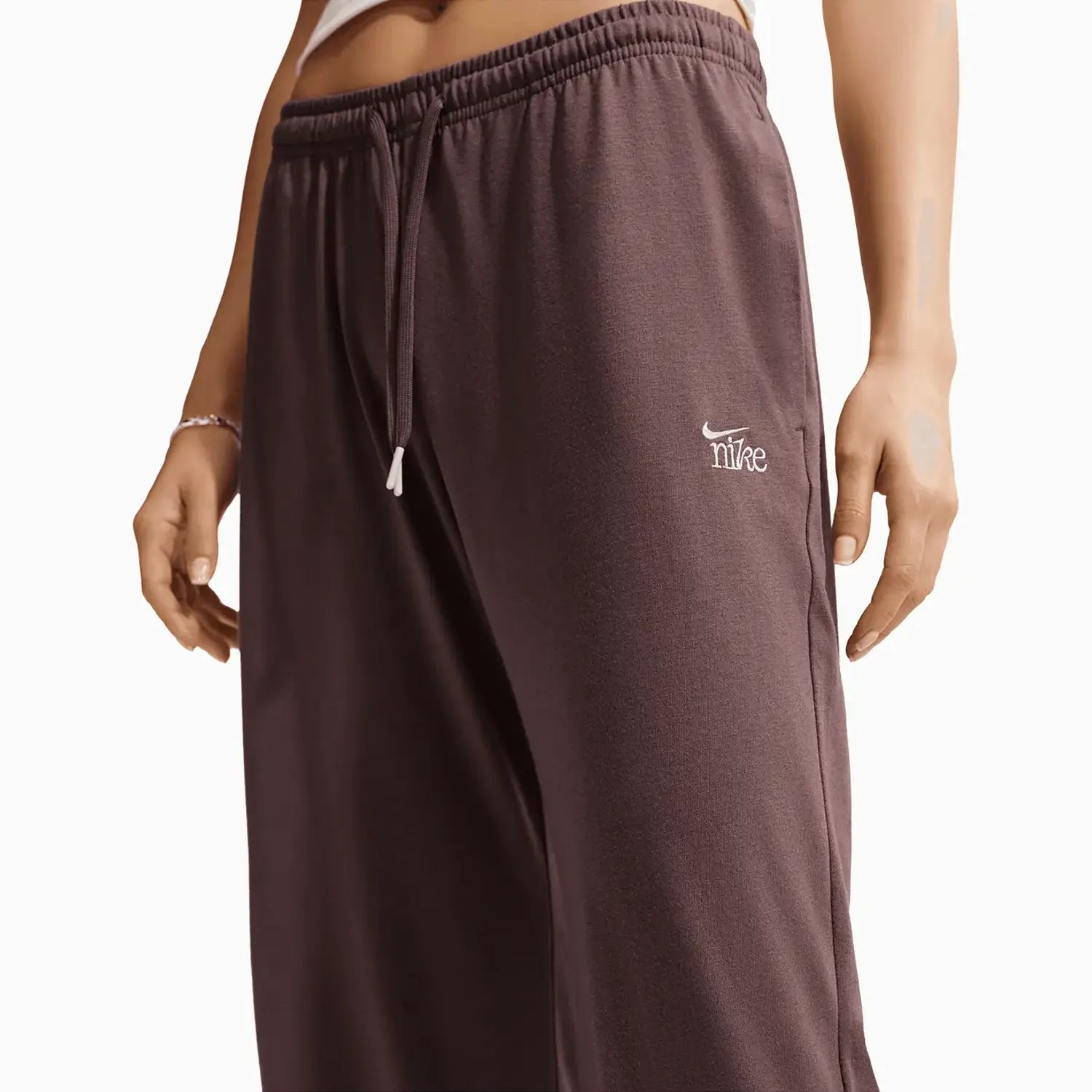 Women's Sportswear Chill Knit Outfit