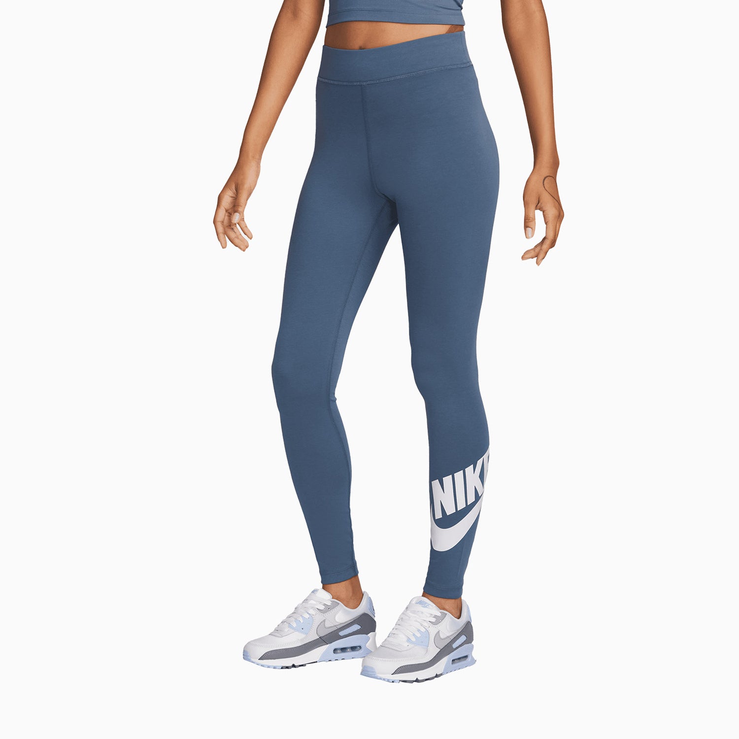 nike-womens-sportswear-classics-essentials-outfit-dx7906-491-dv7791-491