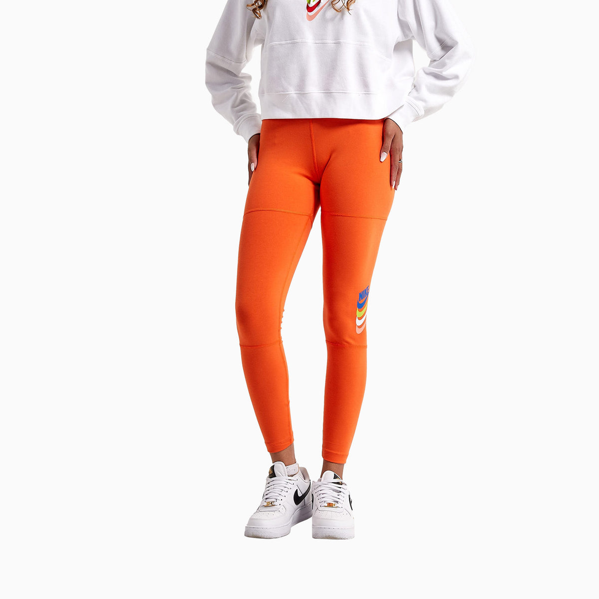 nike-womens-sportswear-sports-outfit-dm6758-817-dm6756-817