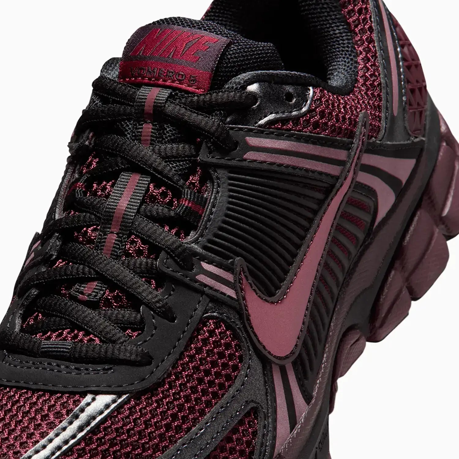 Women's Zoom Vomero 5 "Black Burgundy Crush" Nike - Tops and Bottoms USA