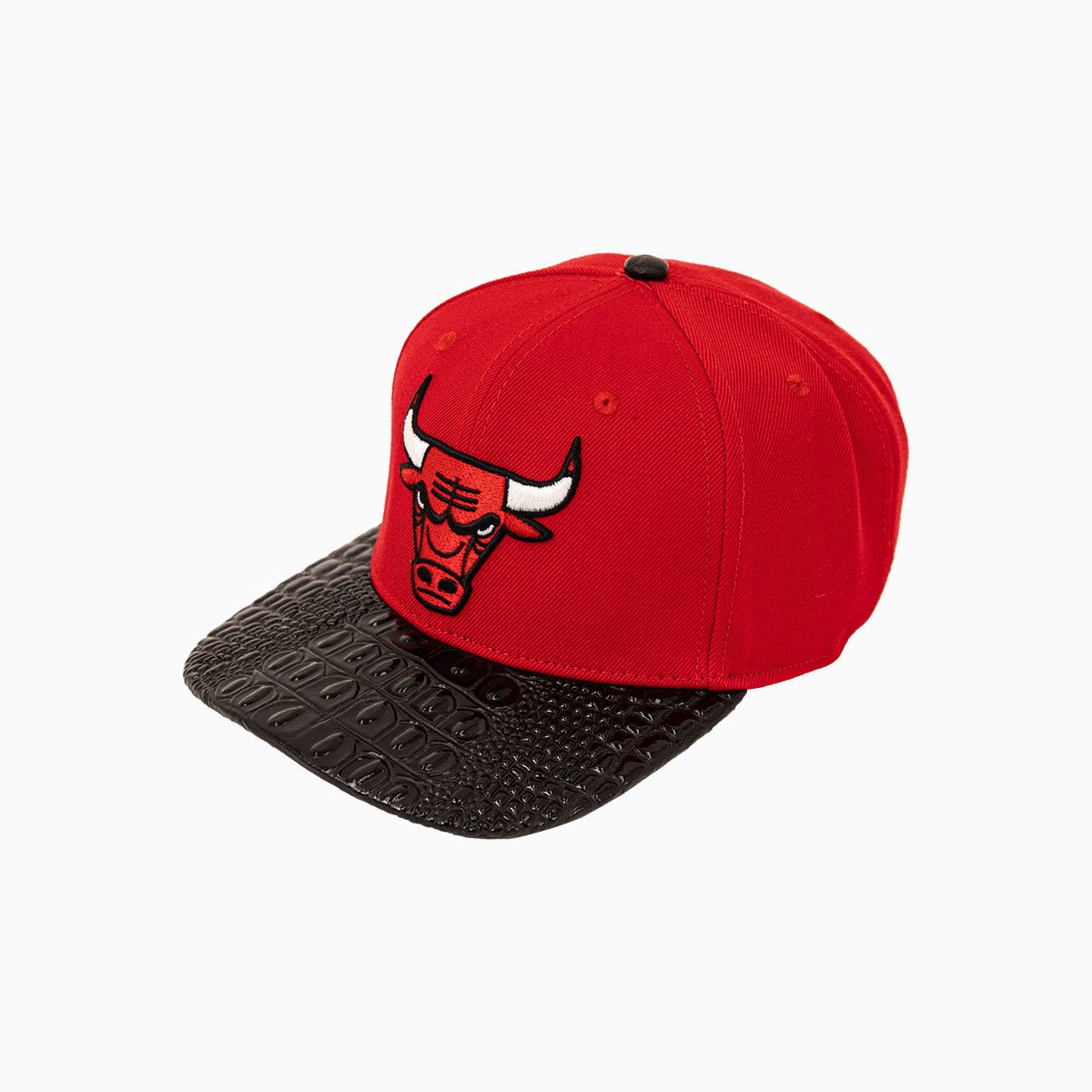pro-standard-chicago-bulls-nba-leather-visor-snapback-hat-bcb756501-rbk