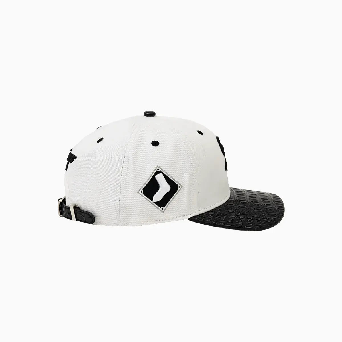 pro-standard-chicago-white-sox-mlb-leather-visor-snapback-hat-lcw736178-wbl