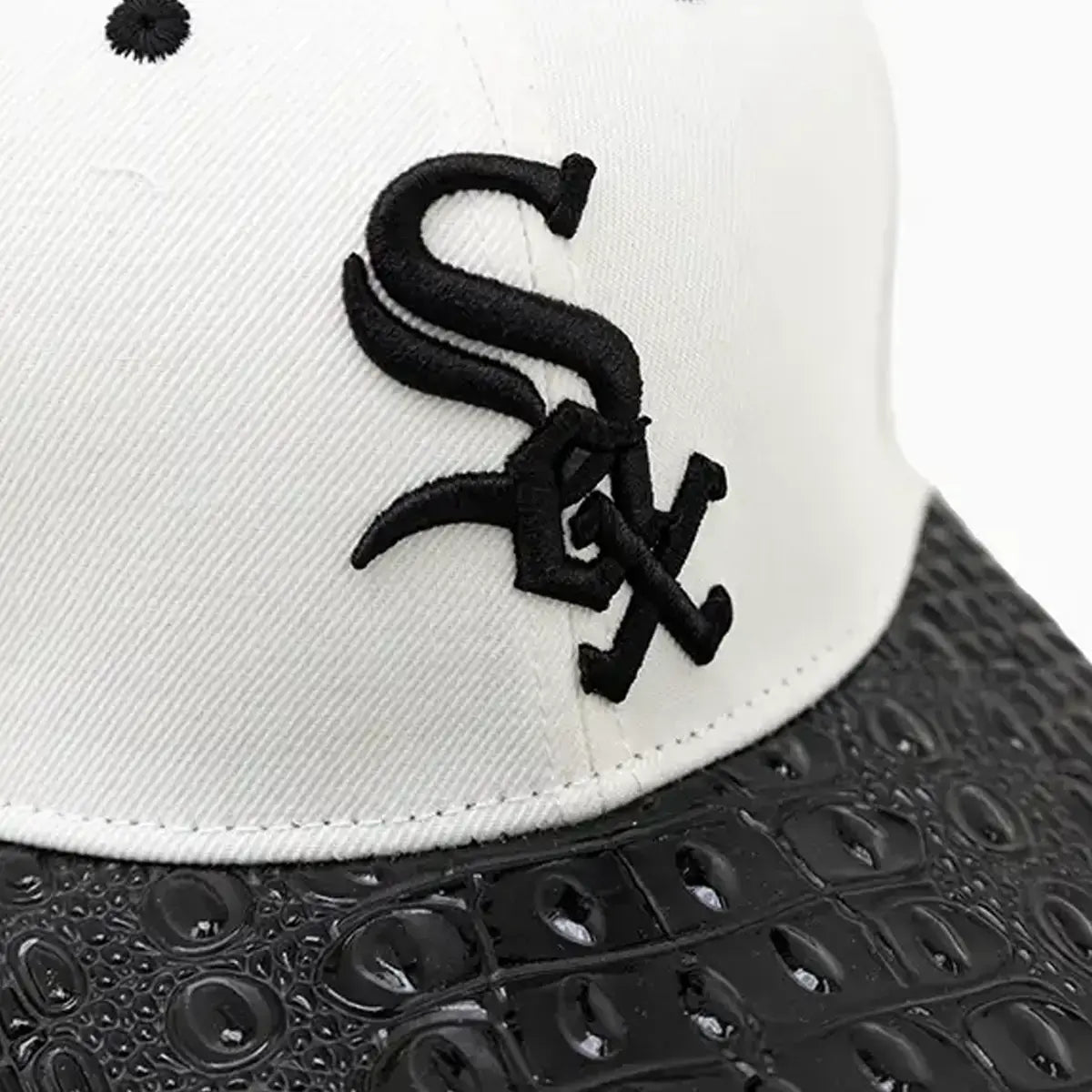 pro-standard-chicago-white-sox-mlb-leather-visor-snapback-hat-lcw736178-wbl