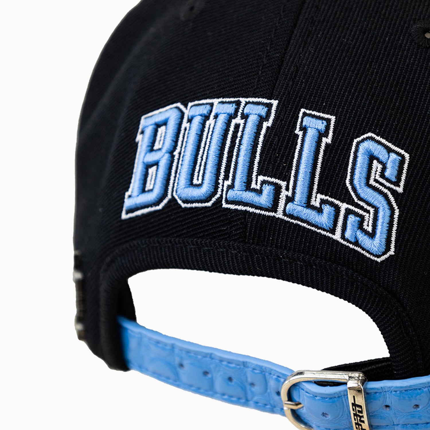 pro-standard-mens-chicago-bulls-nba-leather-visor-wool-snapback-hat-bcb758877-bun