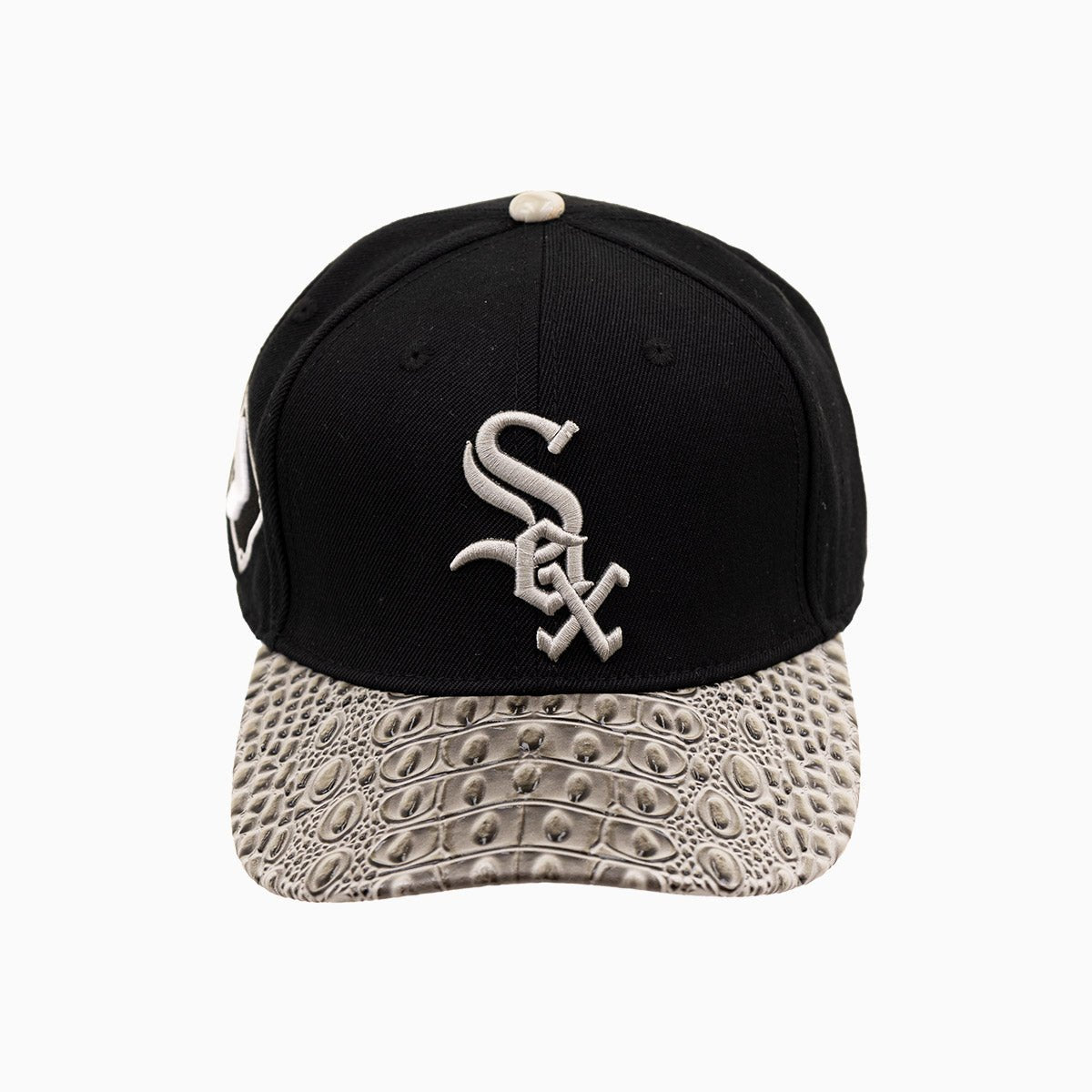 pro-standard-mens-chicago-white-sox-mlb-leather-visor-flat-hat-lcw736178-bgy