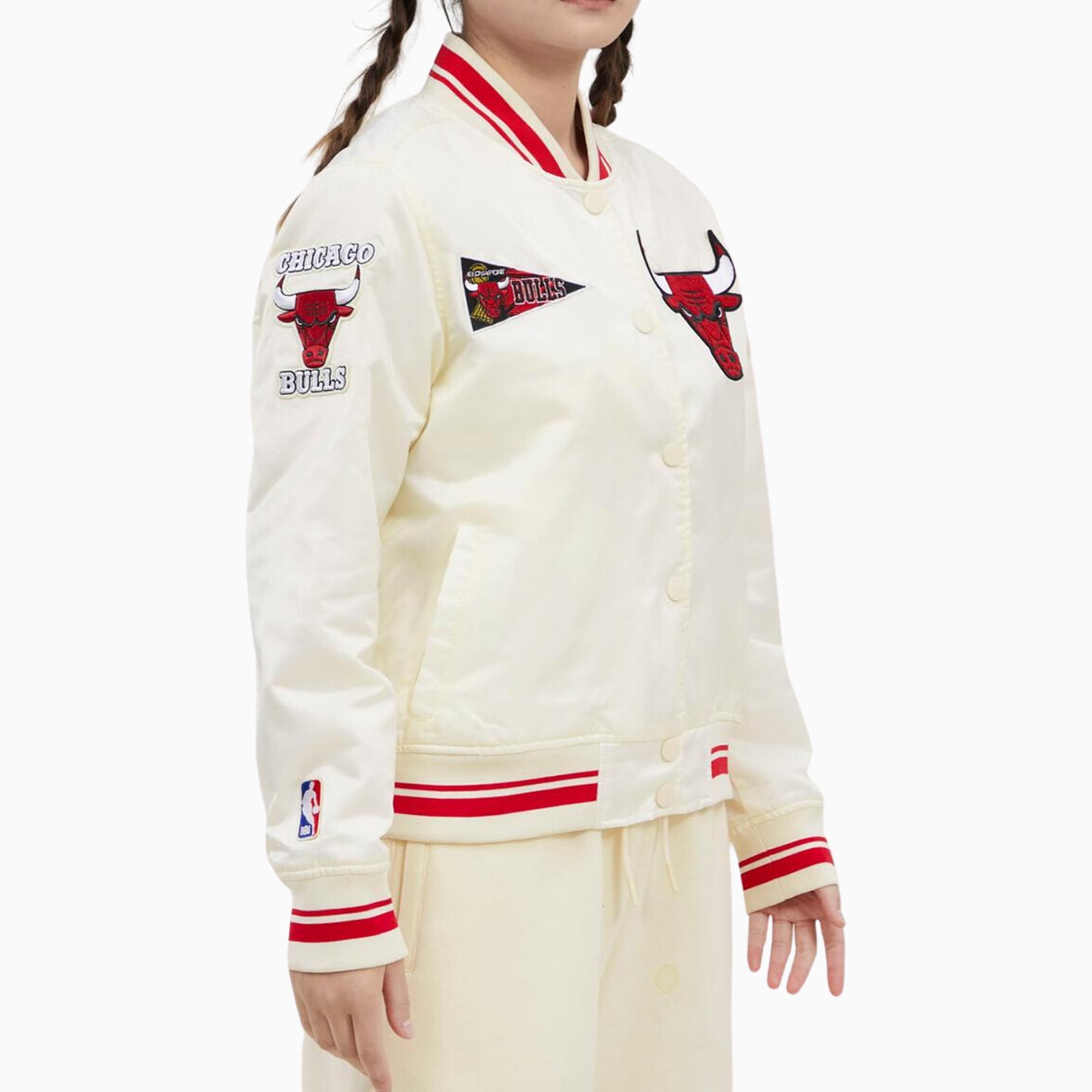 pro-standard-womens-chicago-bulls-nba-retro-rib-satin-jacket-bcbu56212-erd