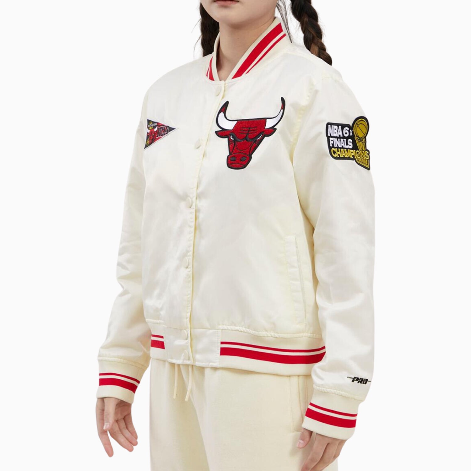 pro-standard-womens-chicago-bulls-nba-retro-rib-satin-jacket-bcbu56212-erd