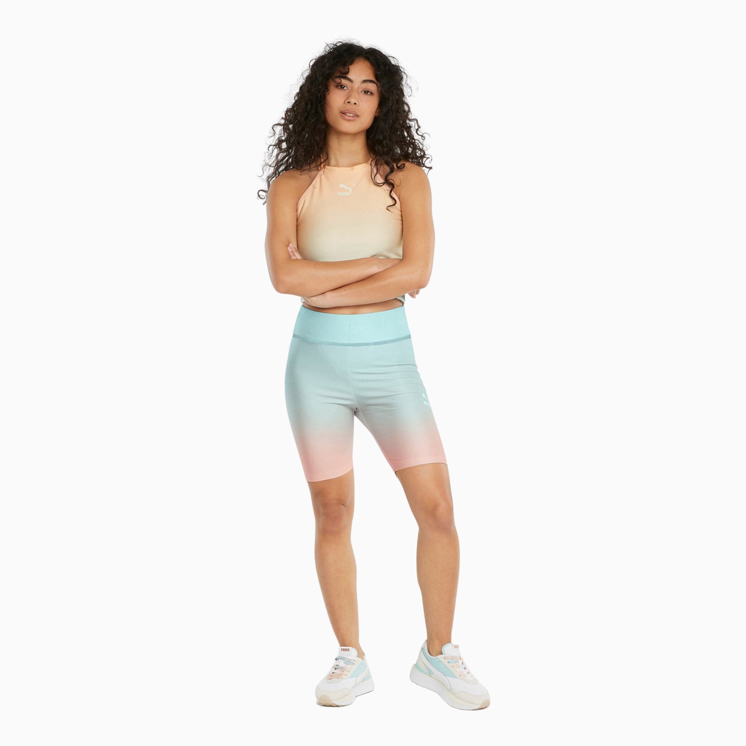 puma-womens-gloaming-aop-tight-shorts-845842-76