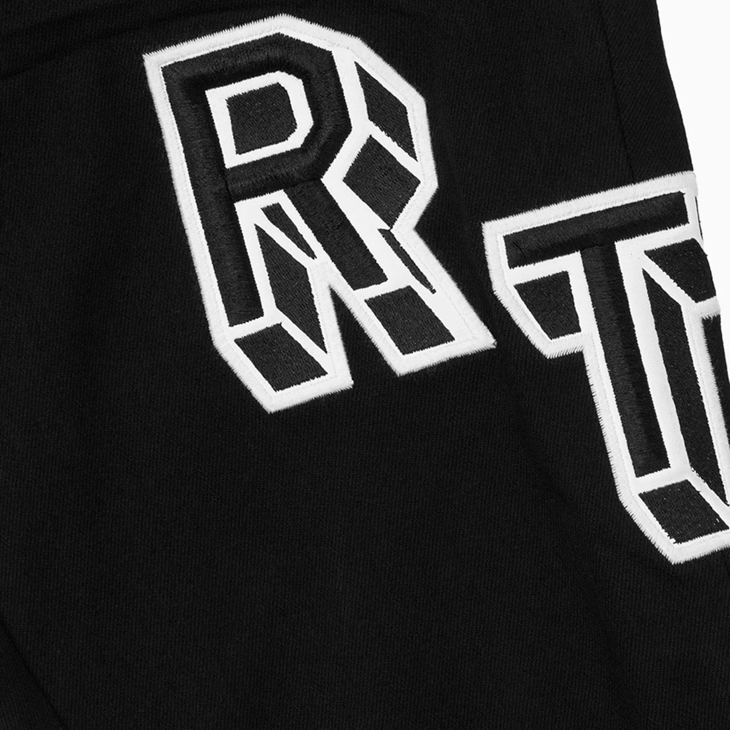 rta-mens-bryant-jeans-3d-embroidery-patch-pant-mu24d687-b1205bkclg