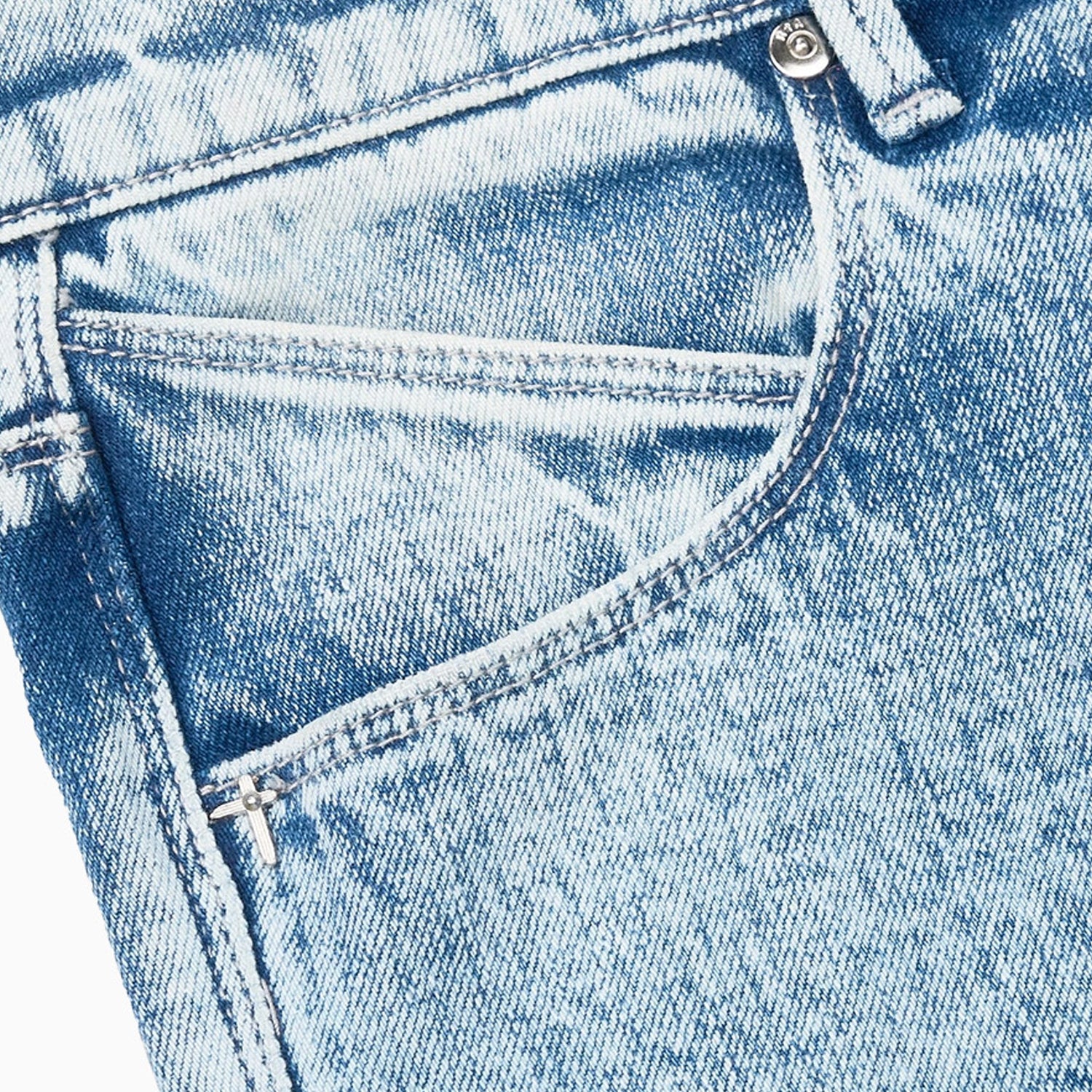 rta-mens-bryant-distressed-denim-pant-mf23d675-b1205dsvbl