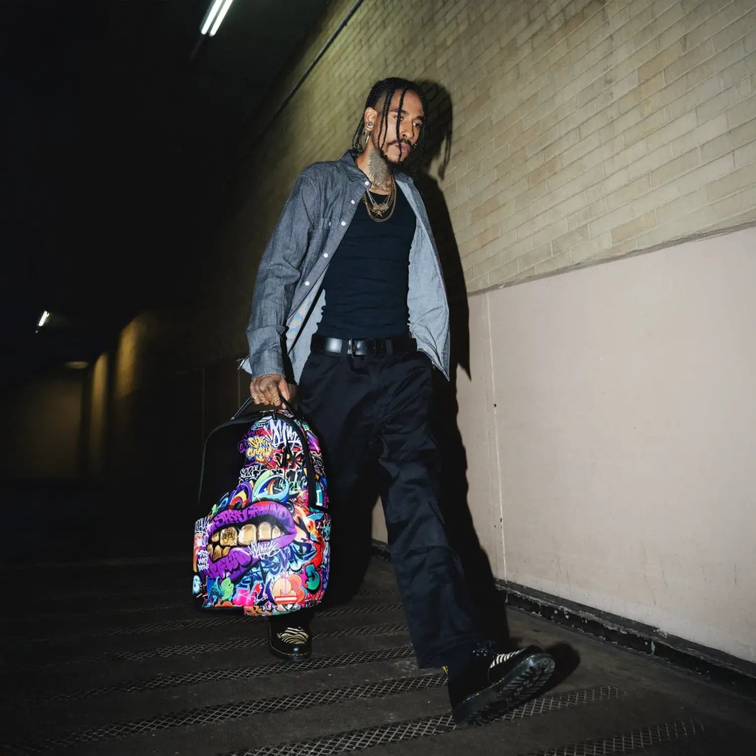 sprayground-half-graf-lipstick-dlxsv-backpack-b6817