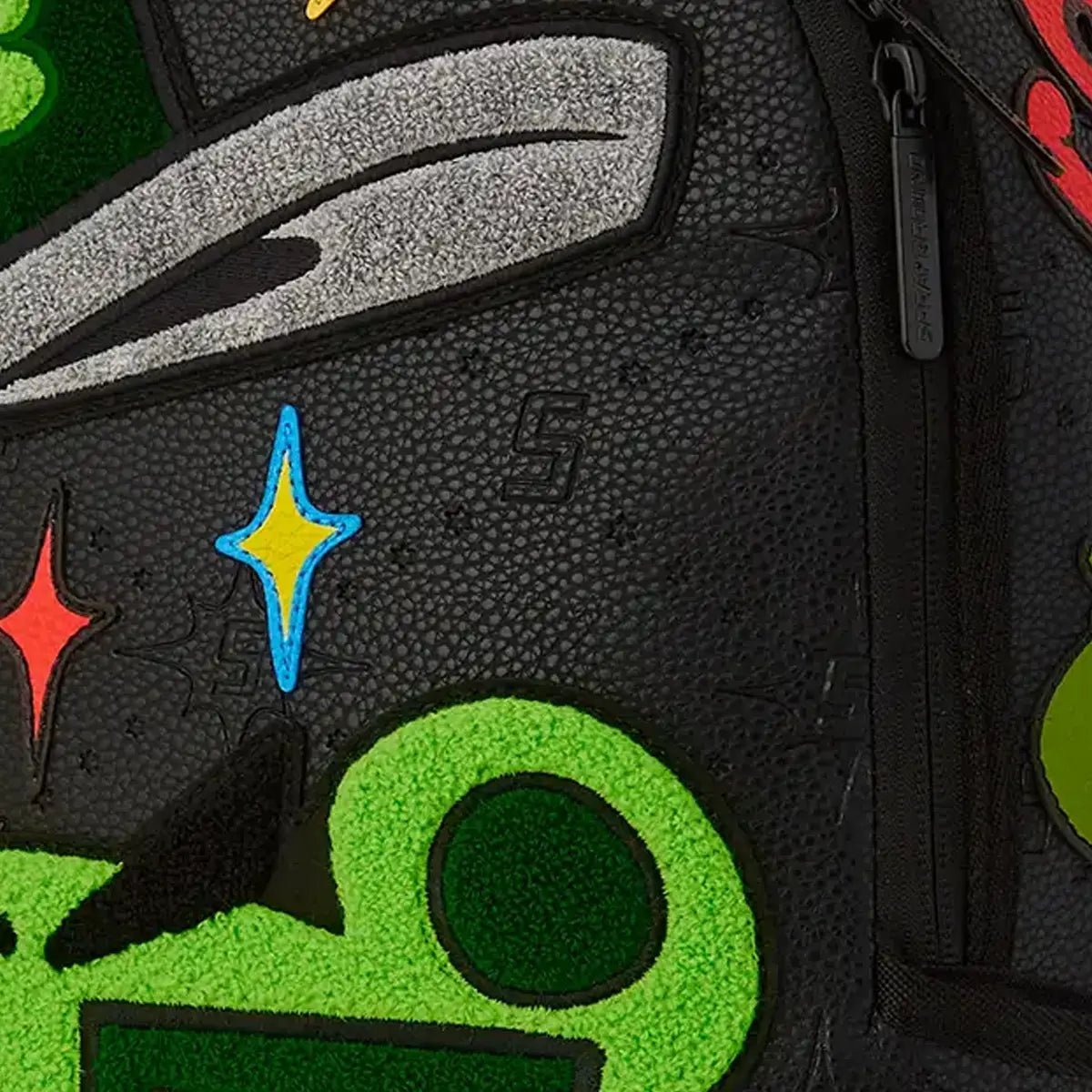 sprayground-money-bear-mind-over-matter-dlxsv-backpack-b5705-blkgrn