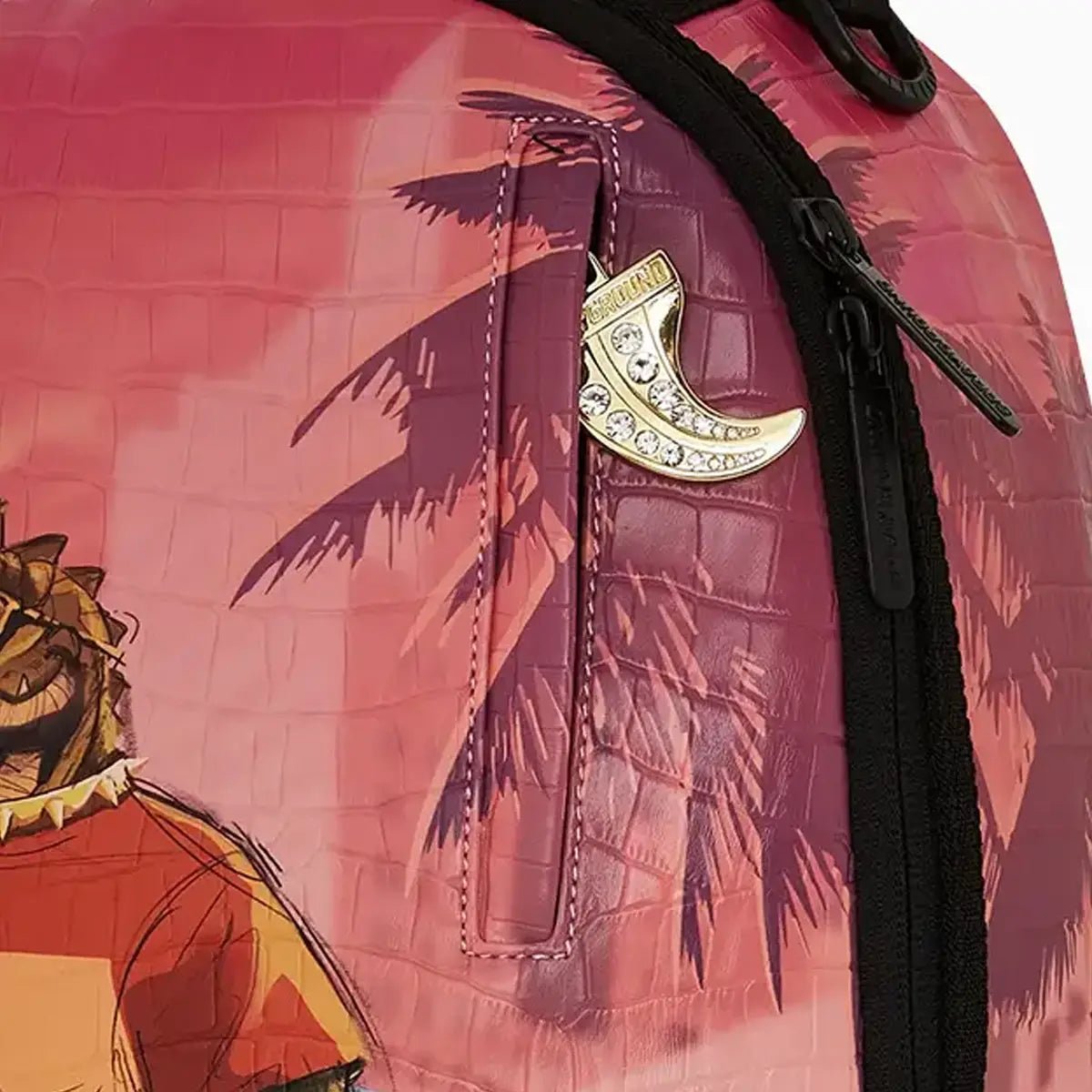 Nile Tooth Beachfront DLXSV Backpack Sprayground - Tops and Bottoms USA