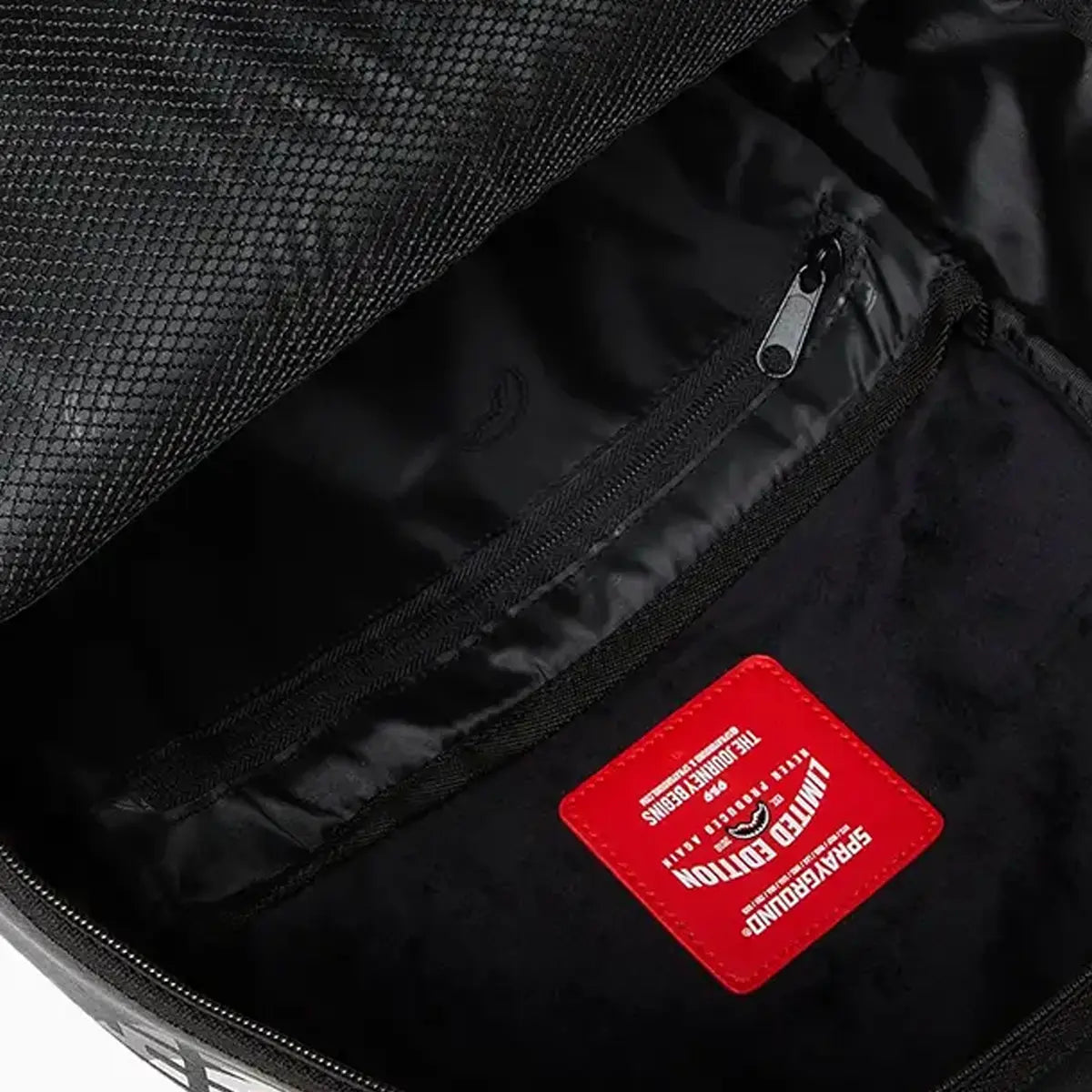 sprayground-shark-central-infinity-mouth-dlxsv-backpack-b6251_1