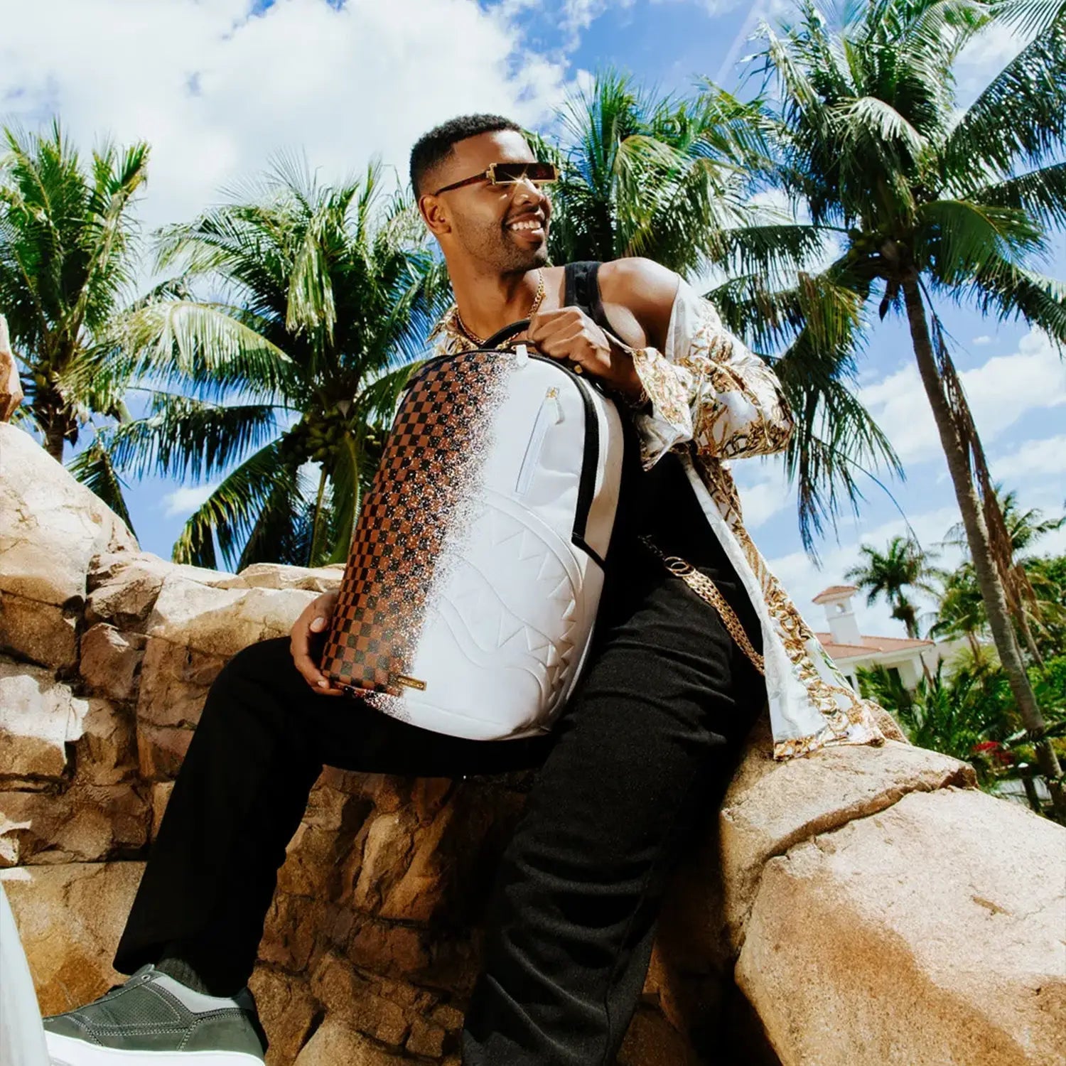 sprayground-shark-spritz-backpack-b6128-brw