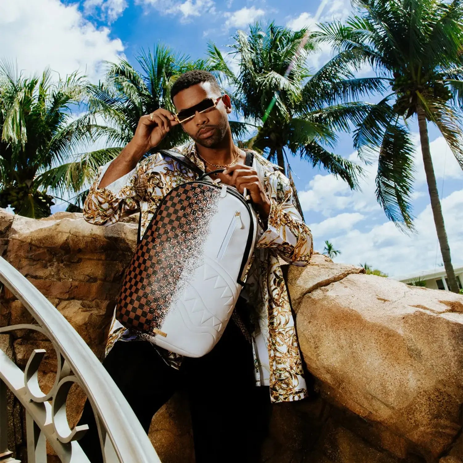 sprayground-shark-spritz-backpack-b6128-brw