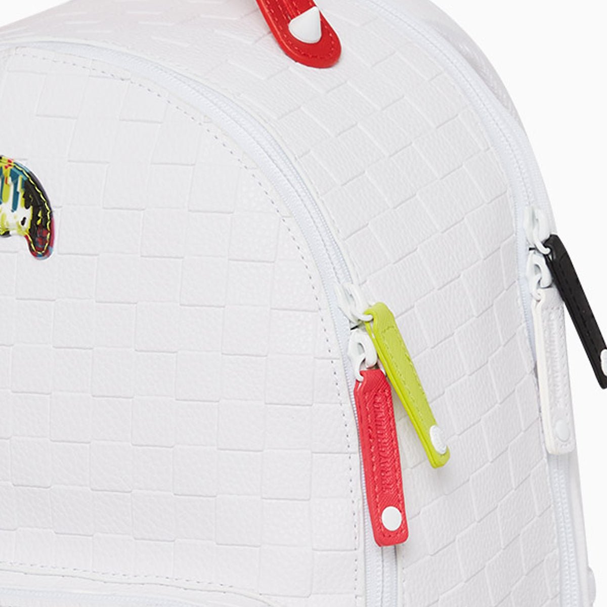 sprayground-show-up-show-out-cargo-backpack-b5541-whtgry