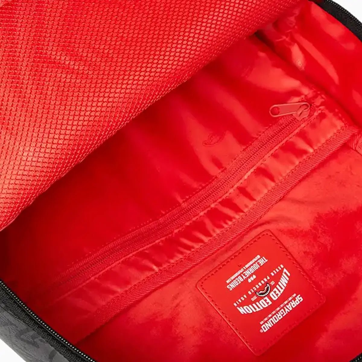 sprayground-torn-graff-check-dlxsv-backpack-b7055_4