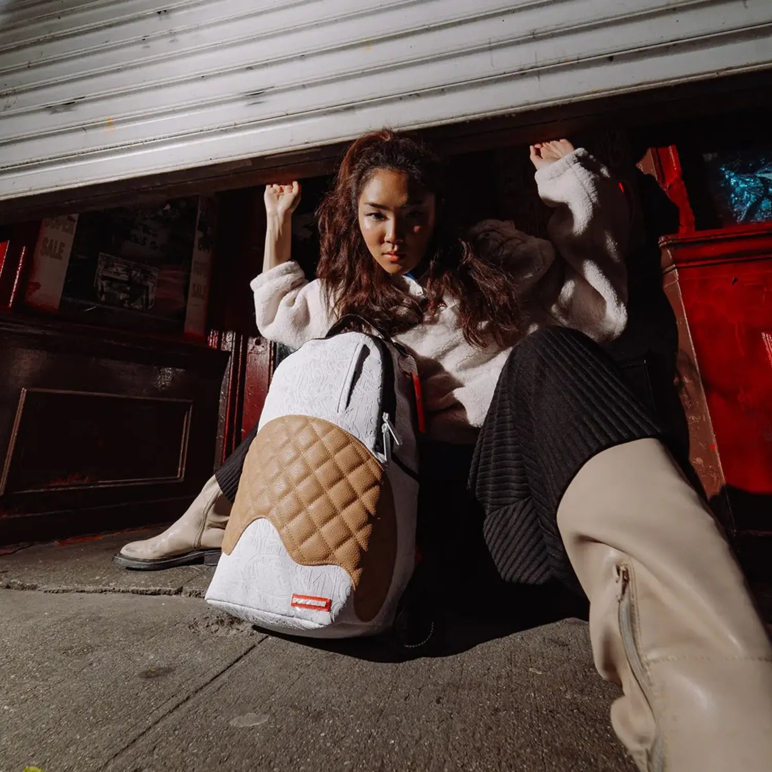 sprayground-yokohama-dlxsv-backpack-dlxsv-backpack-b6105-whtbrn