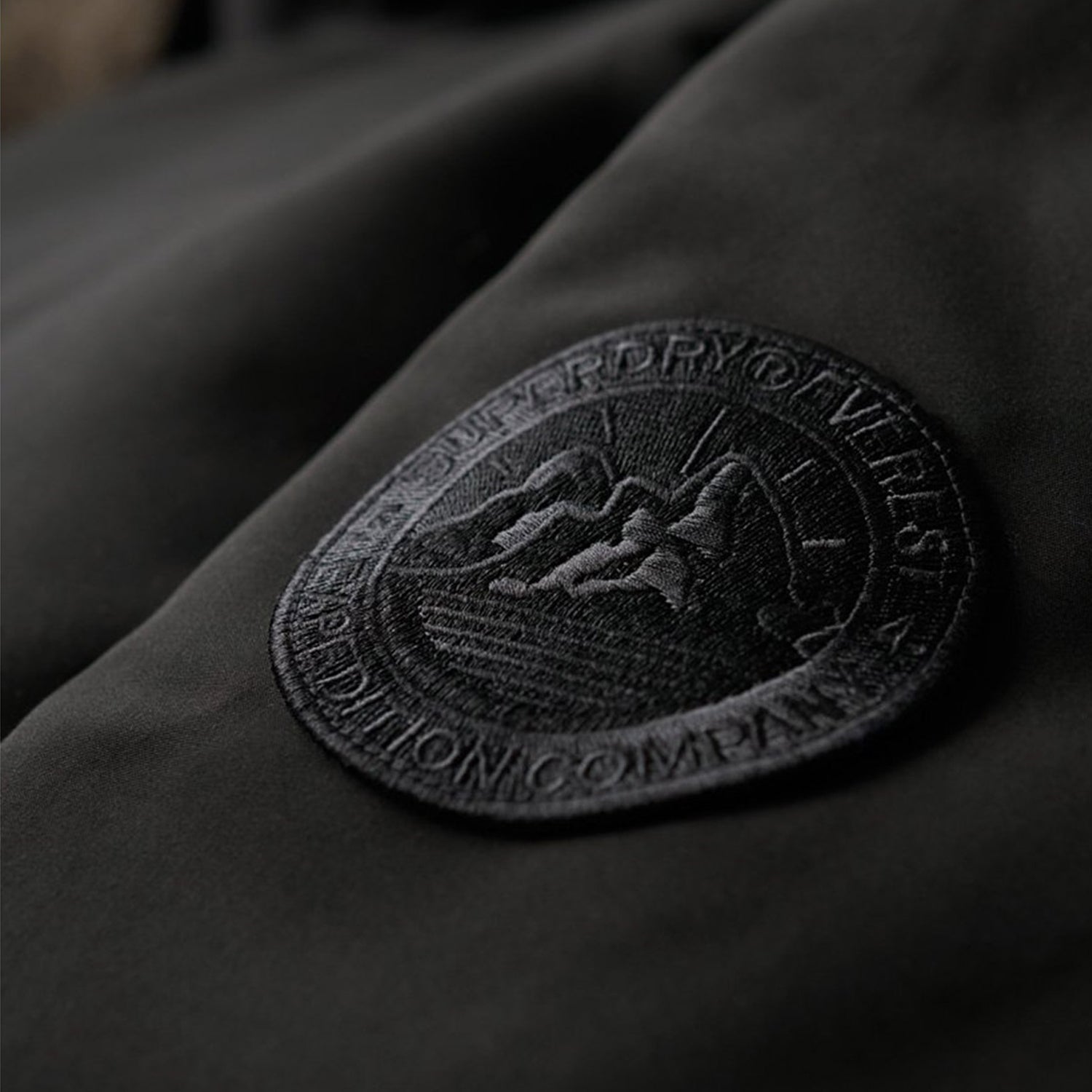 superdry-mens-hooded-everest-puffer-bomber-jacket-m5010203a-02a