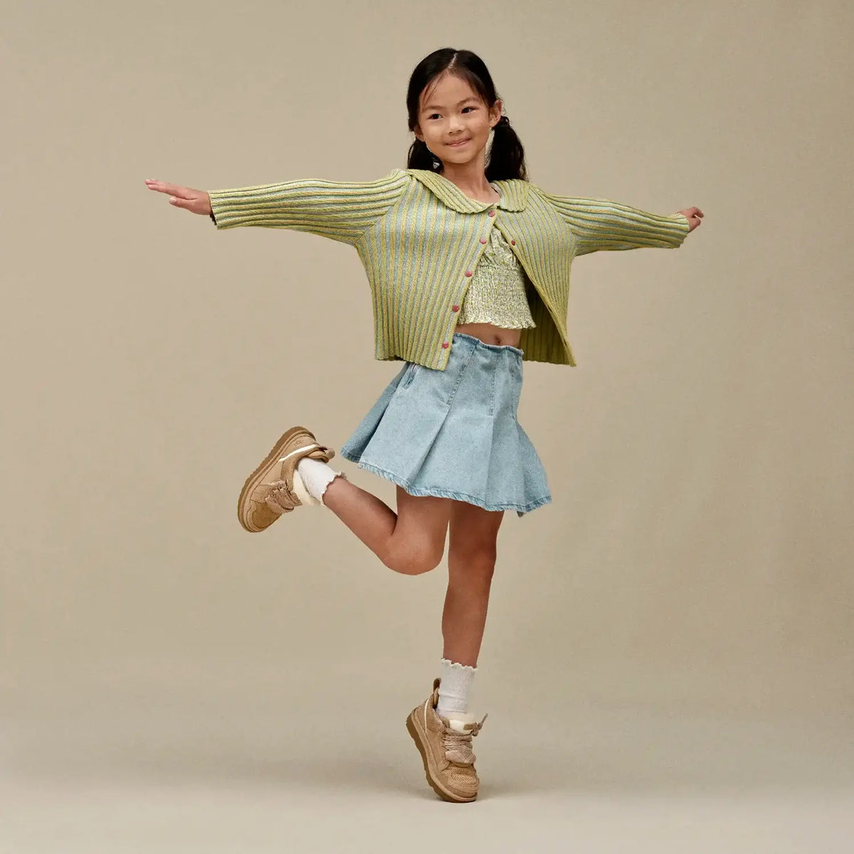 Kid's Lowmel Sneaker UGG - Tops and Bottoms USA