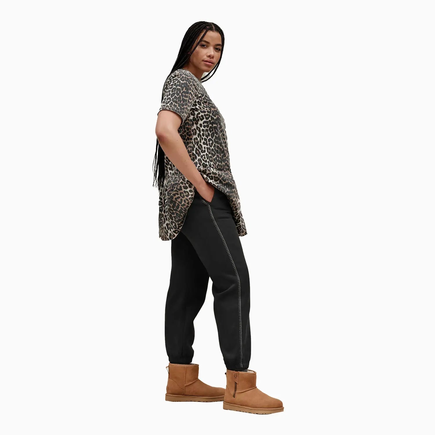 ugg-womens-classic-outfit-1158770-blk-1158751-blk