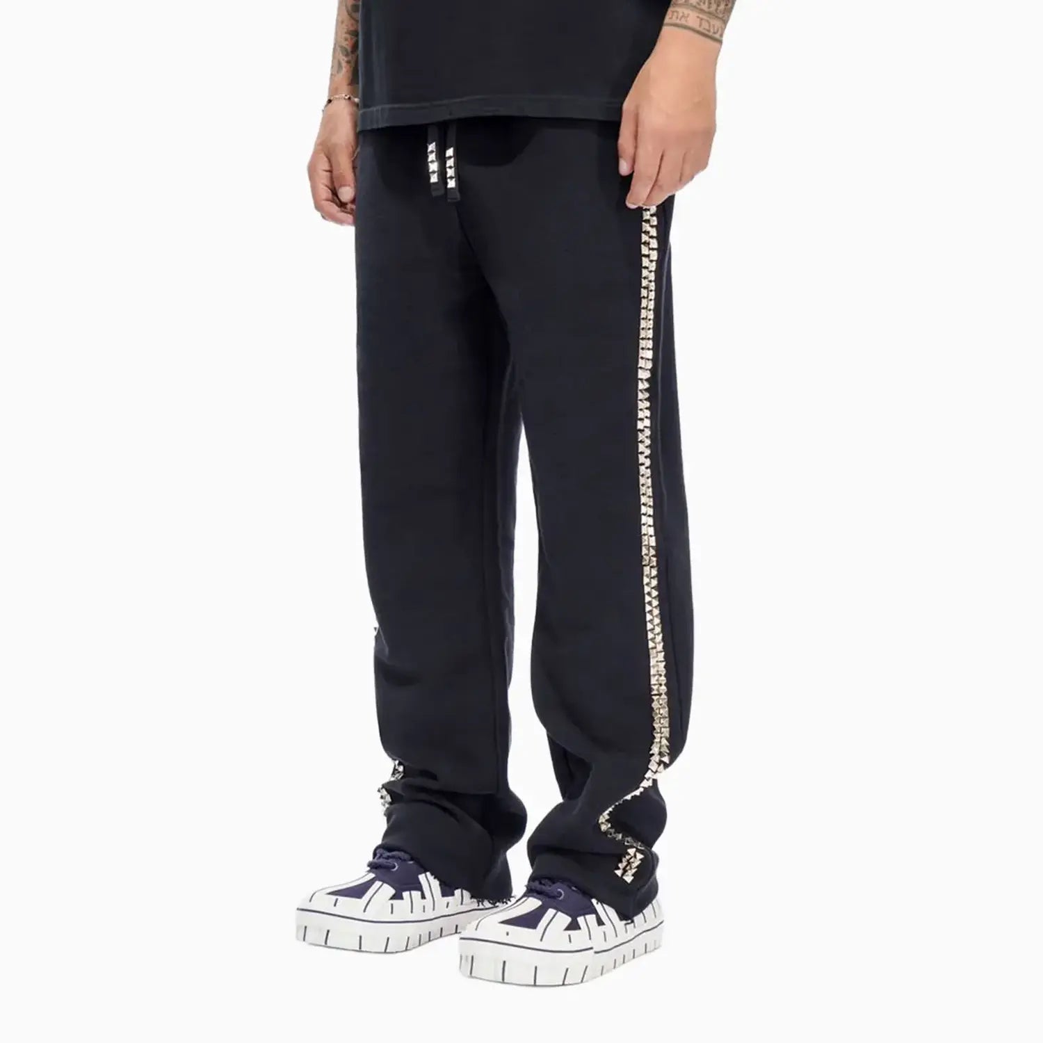 Men's Hand It Saturn Outfit