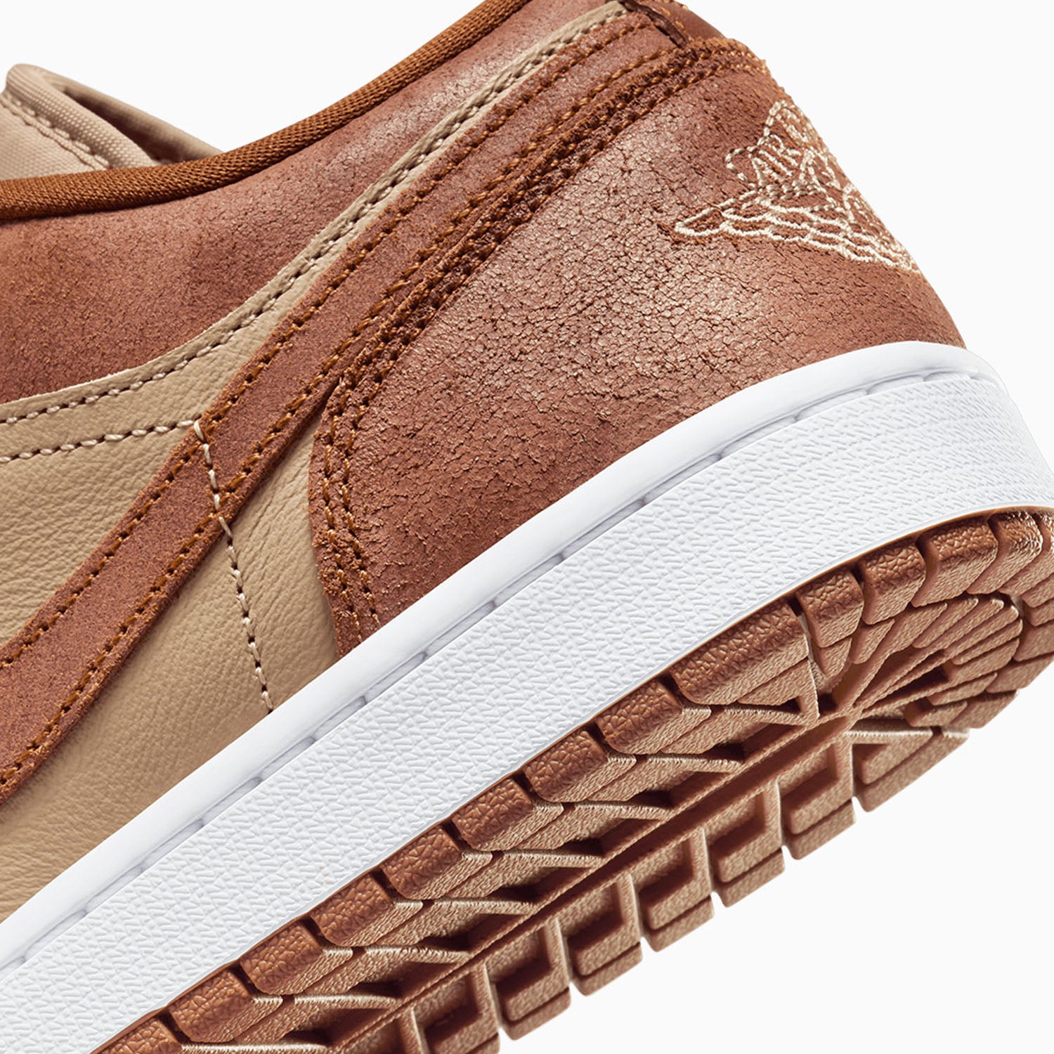 womens-air-jordan-1-low-se-legend-coffee-shoes-fj3453-200