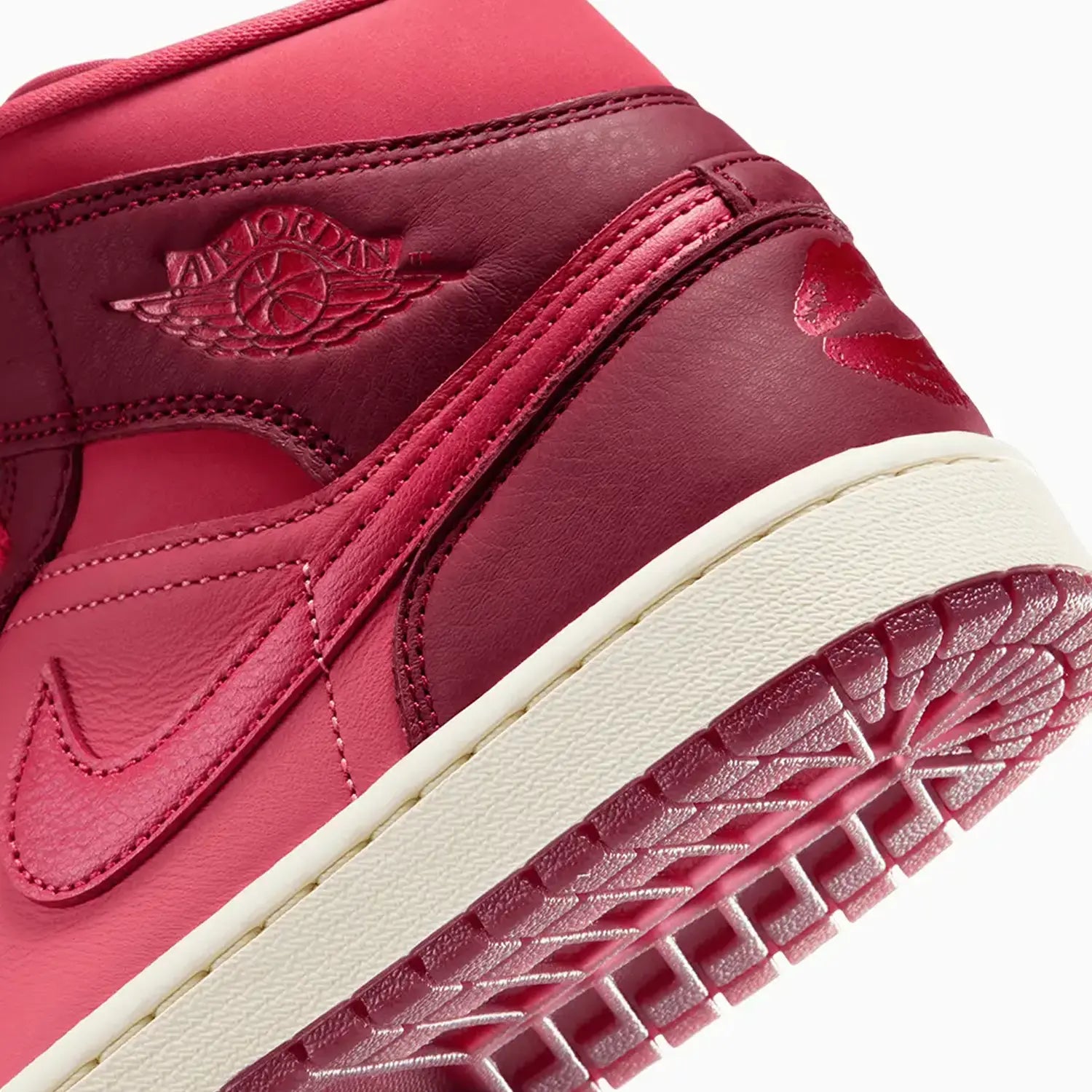 Women's Air Jordan 1 Mid SE "Valentine's Day"