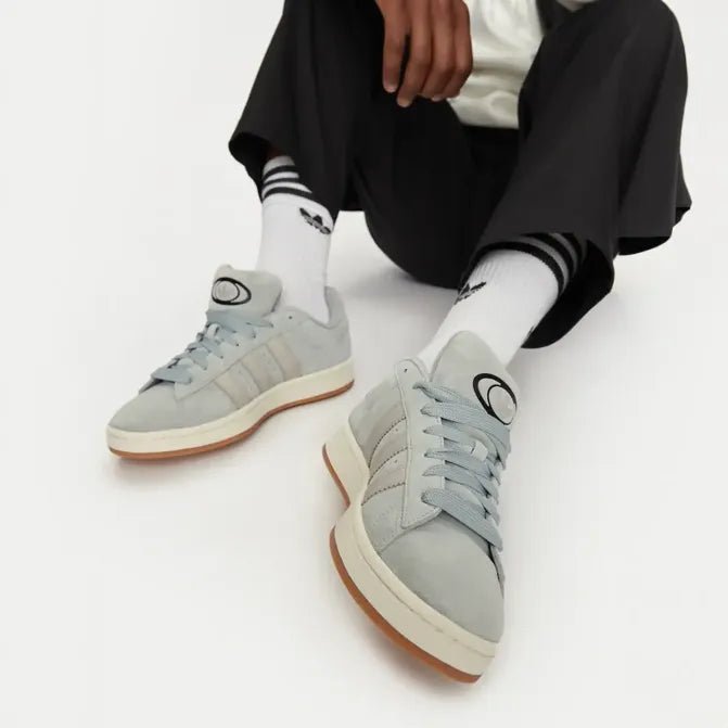 Women's Originals Campus 00s "Wonder Silver"