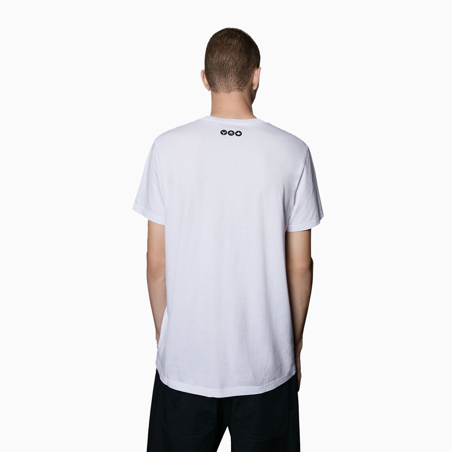 moose-knuckles-mens-lost-river-t-shirt-m31mt716-160