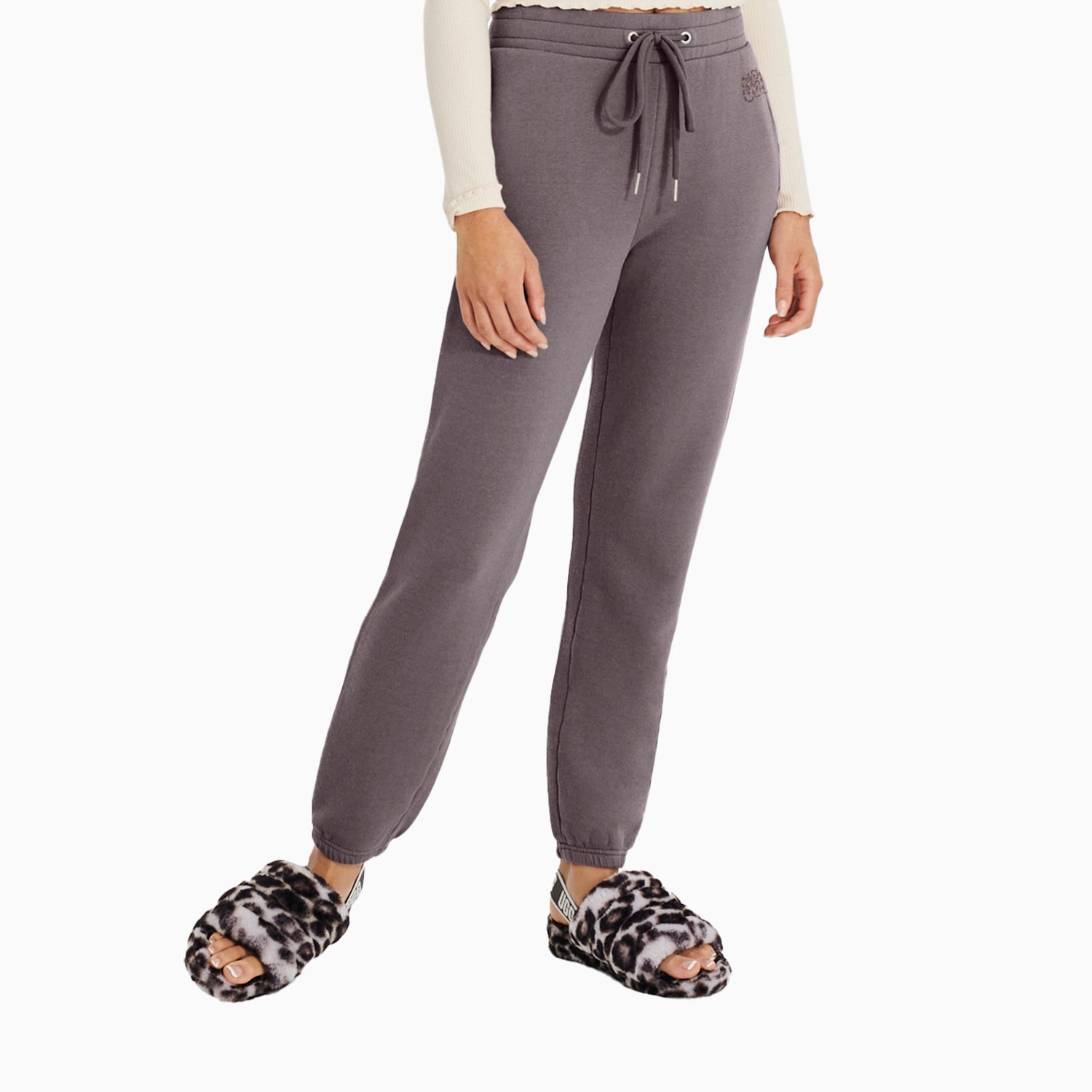 ugg-womens-tatiana-logo-outfit-1125870-cstl