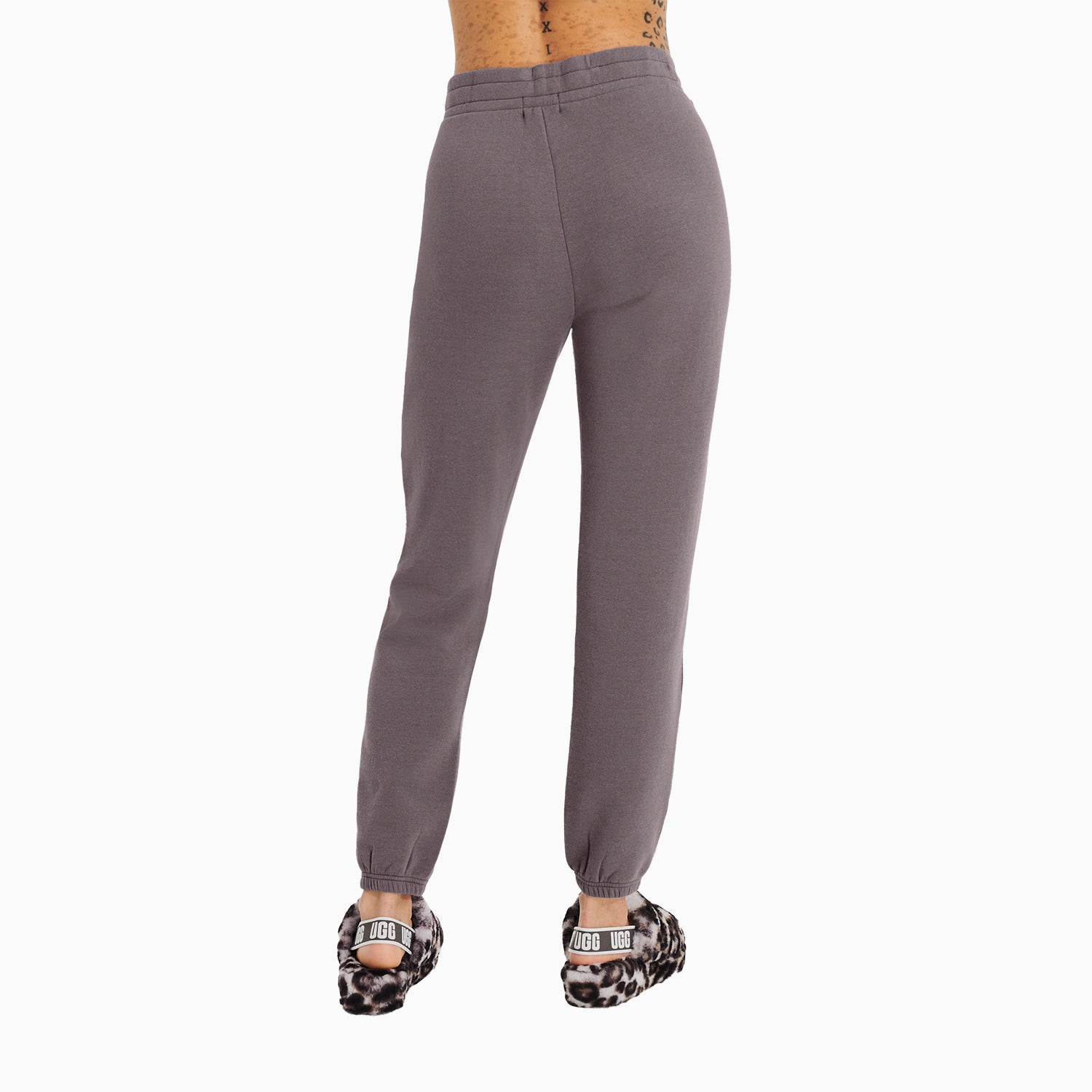 ugg-womens-tatiana-logo-outfit-1125870-cstl