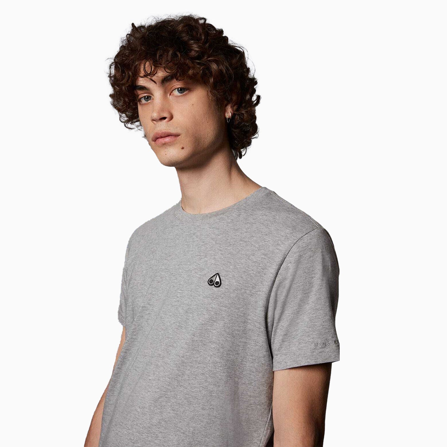 moose-knuckles-mens-classic-logo-t-shirt-m31mt700-224