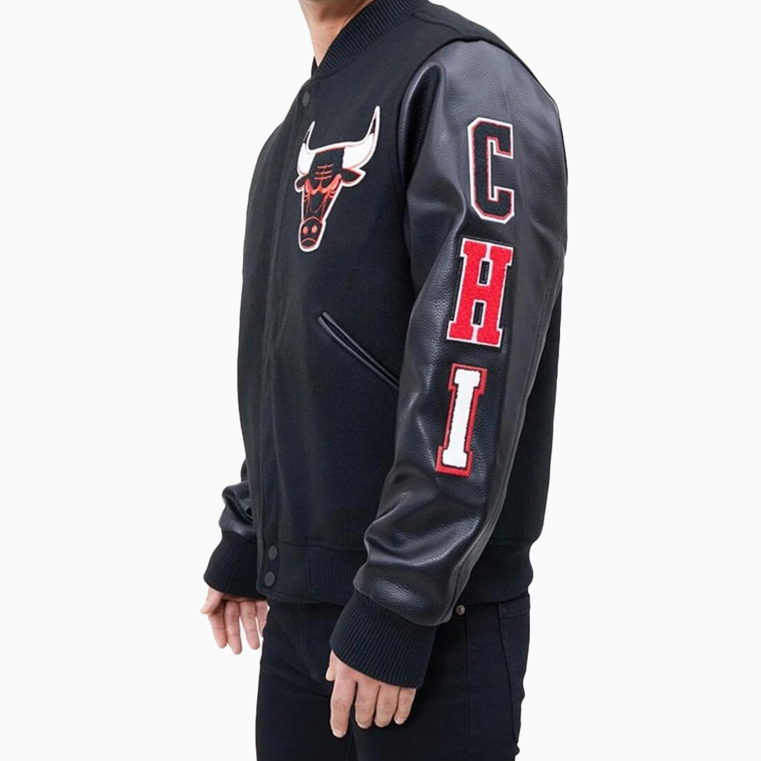 pro-standard-mens-chicago-bulls-logo-varsity-jacket-bcb651681-blk
