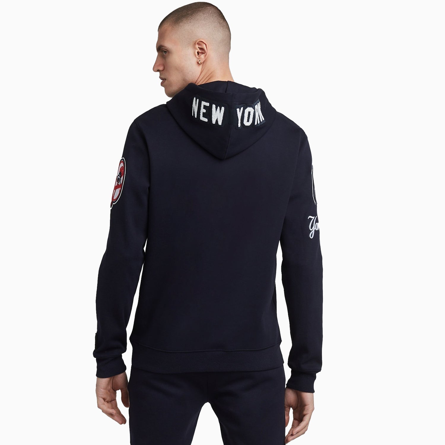 pro-standard-mens-new-york-yankees-logo-pullover-hoodie-lny531152-mdn